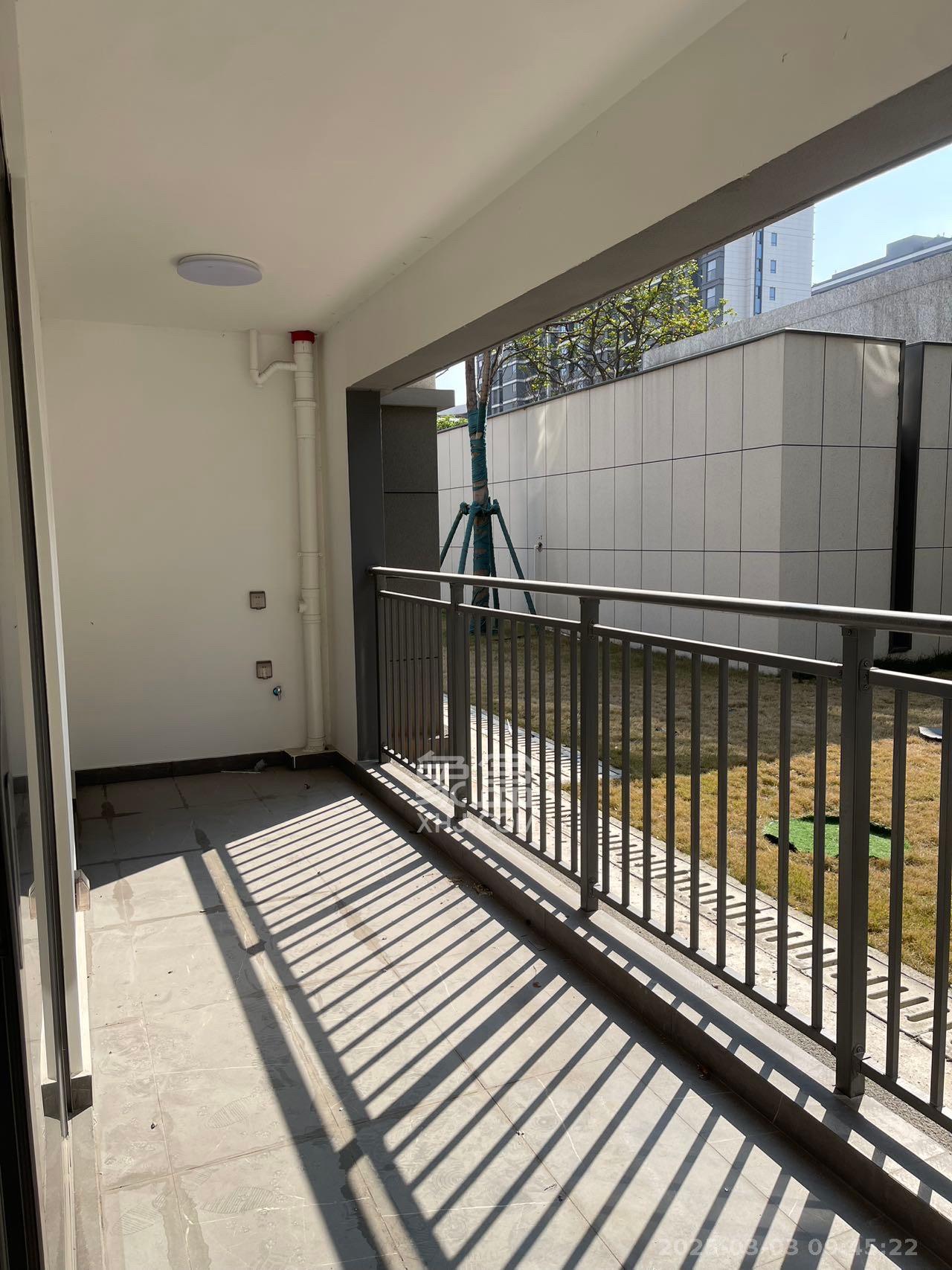 中海寰宇天下 4室2厅2卫 2980.0元/月 中海寰宇天下 4室2厅2卫 2980.0元/月室内图