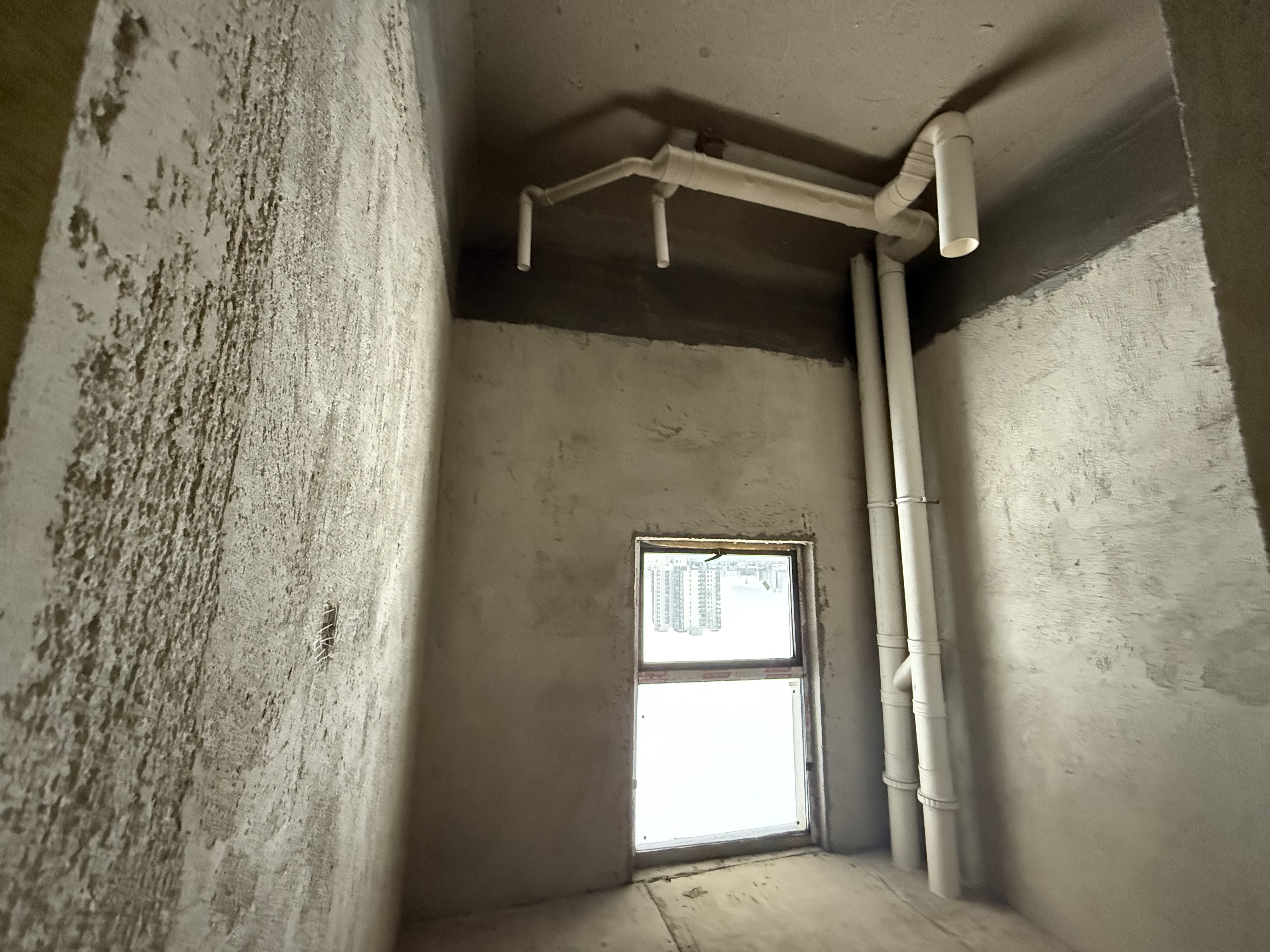 水域中央 4室2厅2卫 65.0万 水域中央 4室2厅2卫 65.0万客厅