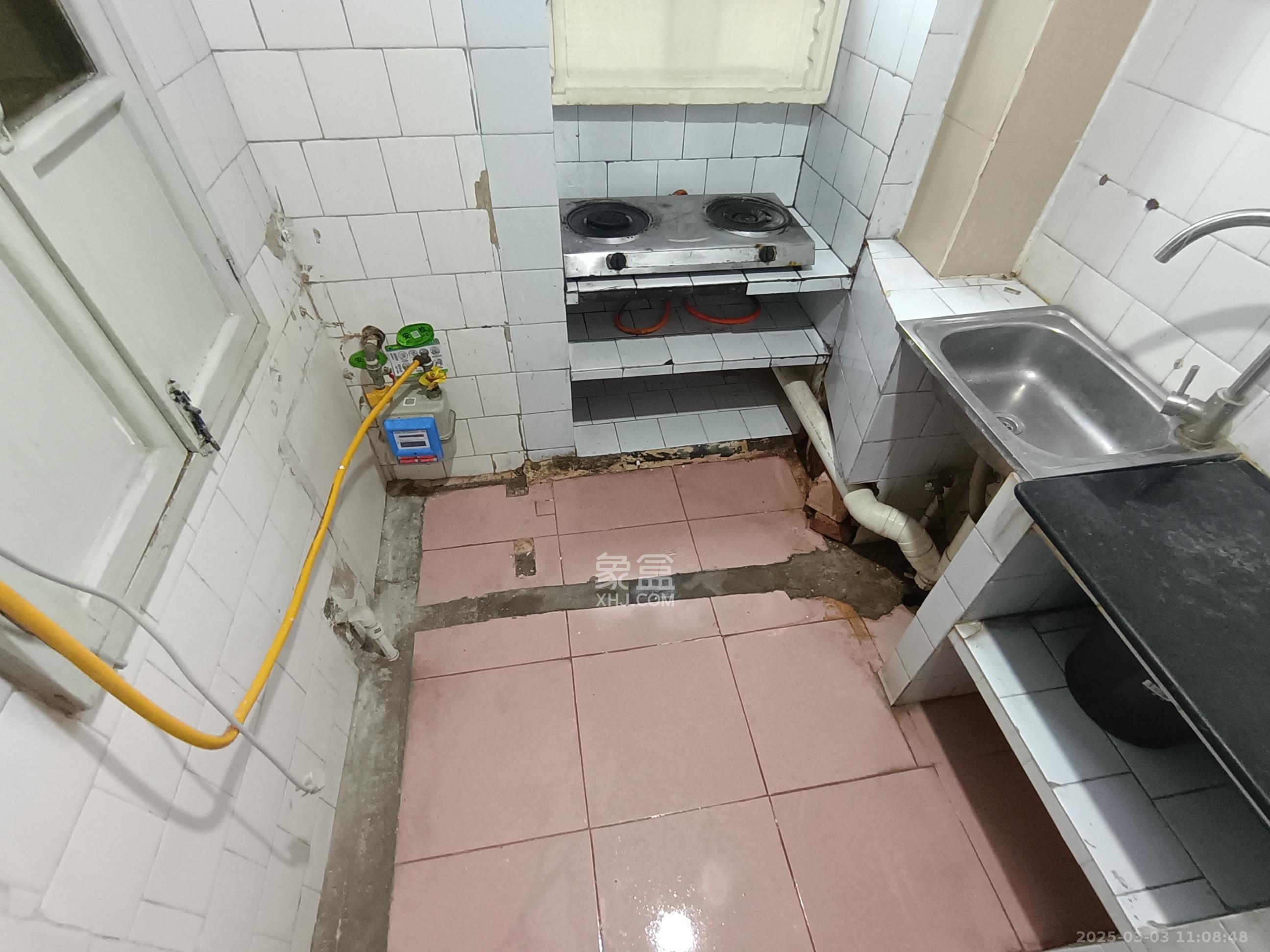 瑞昌粮油宿舍  2室2厅1卫   1600.00元/月室内图