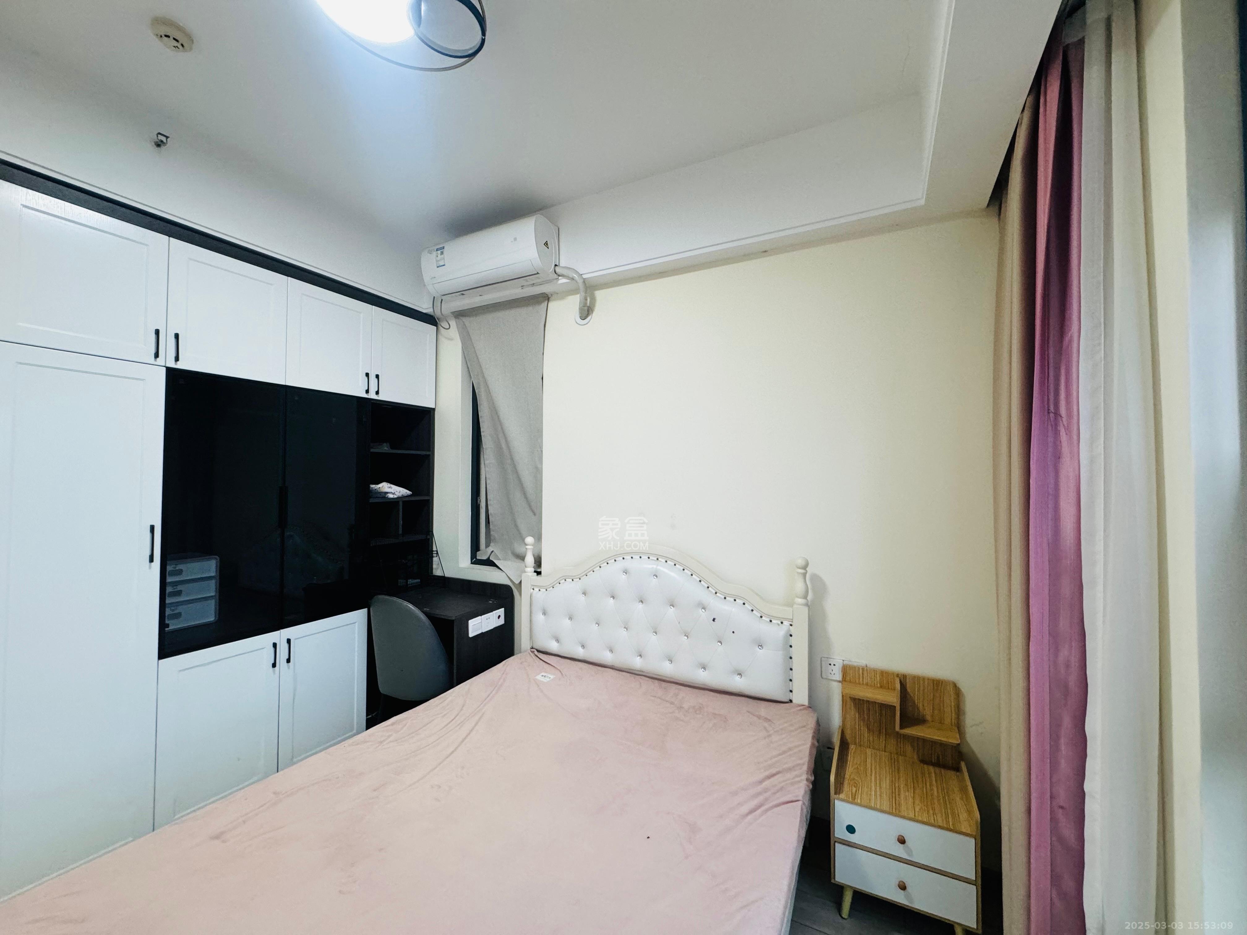 启迪协信中心  1室0厅0卫    2600.0元/月室内图