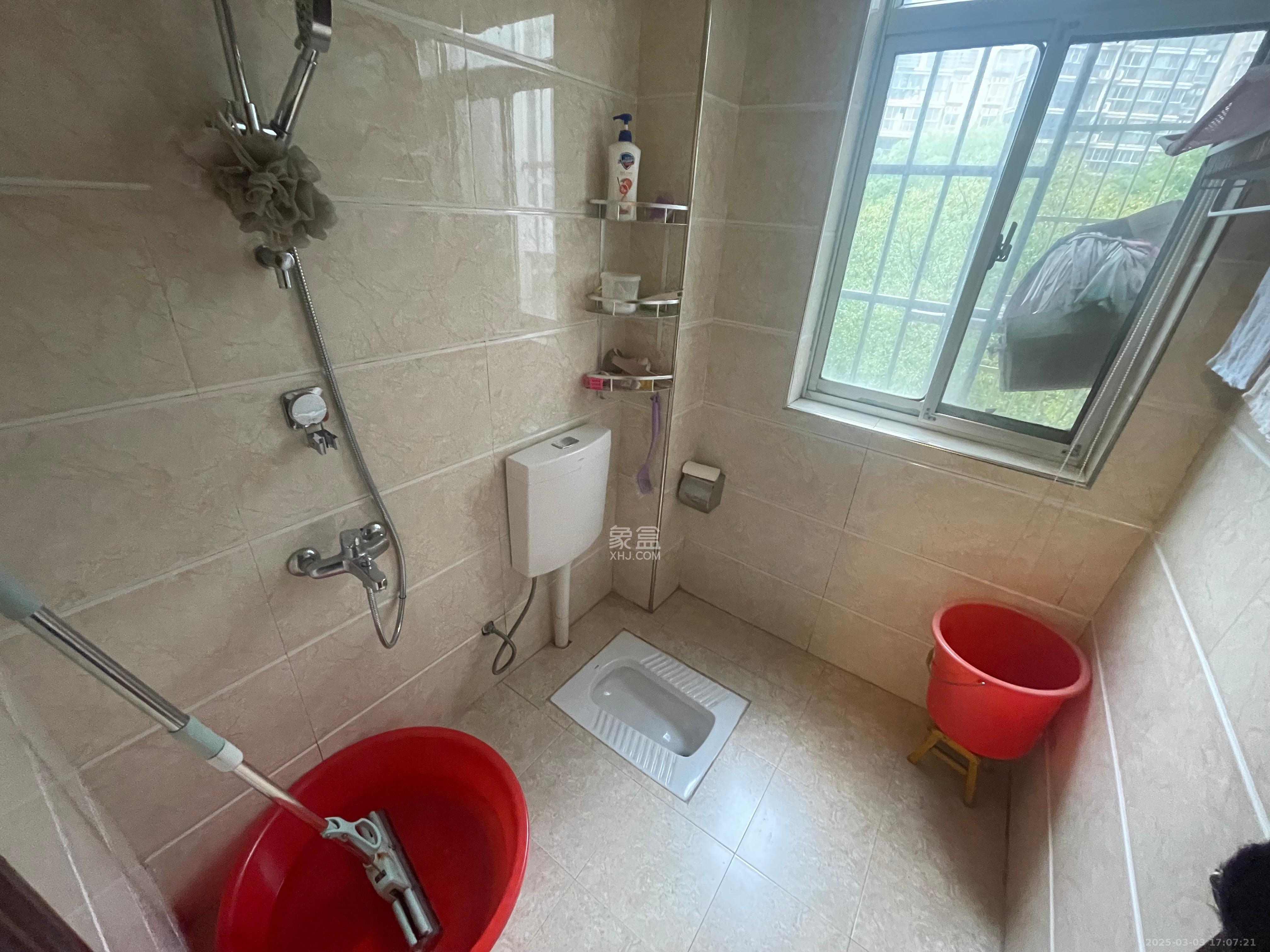 至雅小玲家园 3室2厅2卫 2650.0元/月 至雅小玲家园 3室2厅2卫 2650.0元/月室内图