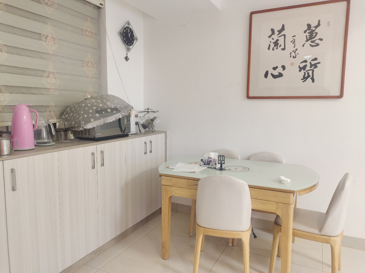 美丽华居 3室2厅1卫 138.0万 美丽华居 3室2厅1卫 138.0万客厅