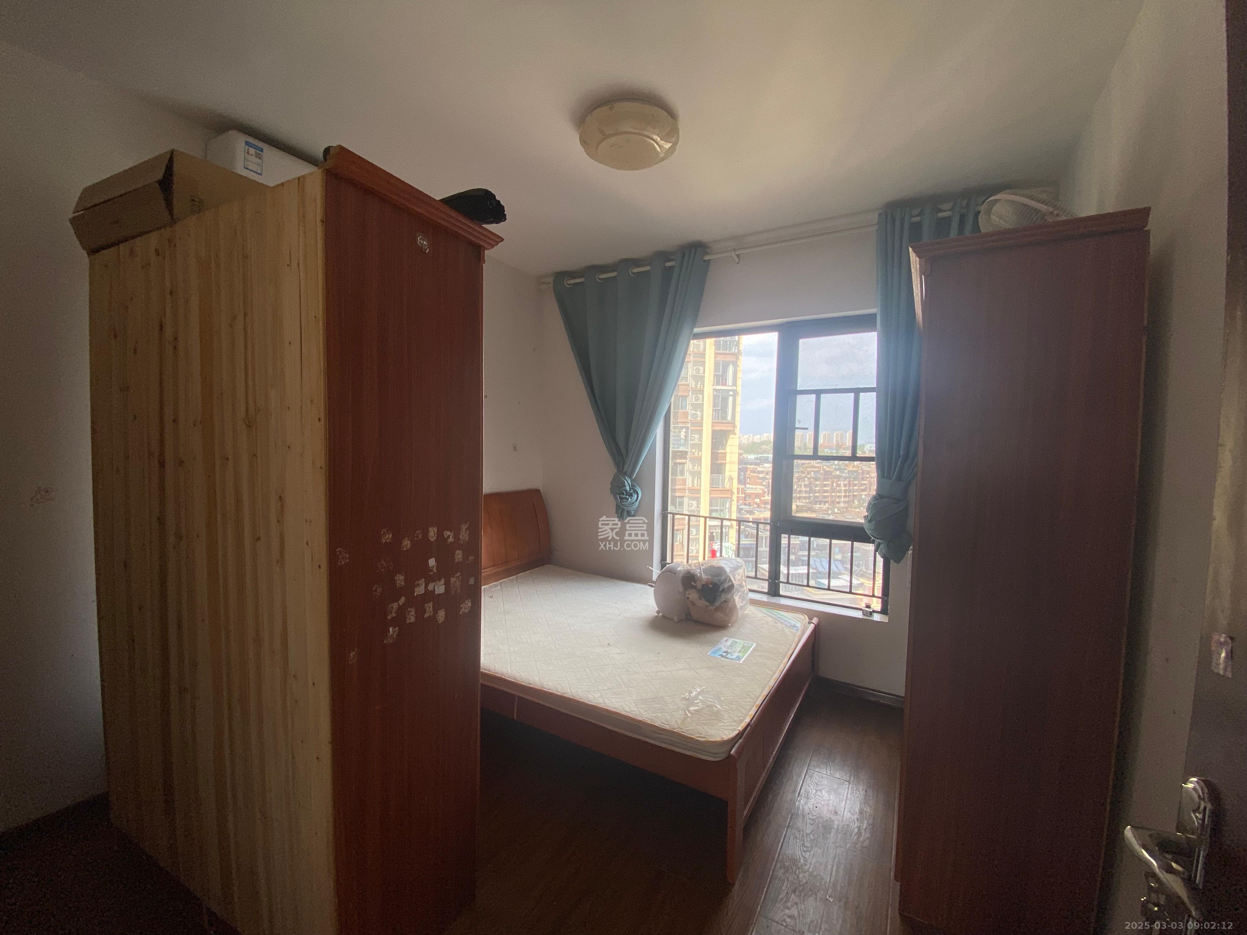 保利城(中航城国际社区、郡原美村) 3室2厅2卫 2000.0元/月 保利城(中航城国际社区、郡原美村) 3室2厅2卫 2000.0元/月室内图