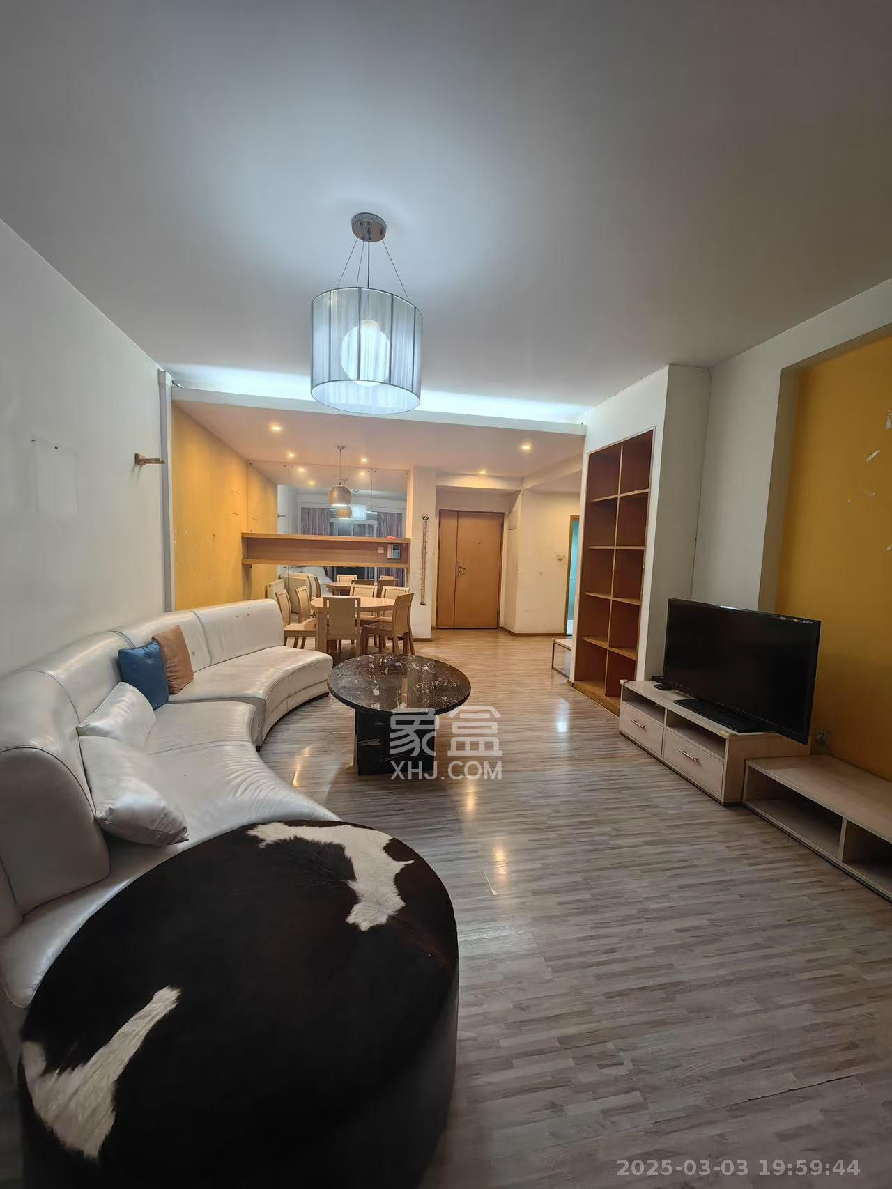 维一星城  2室1厅1卫    3200.0元/月 维一星城  2室1厅1卫    3200.0元/月室内图