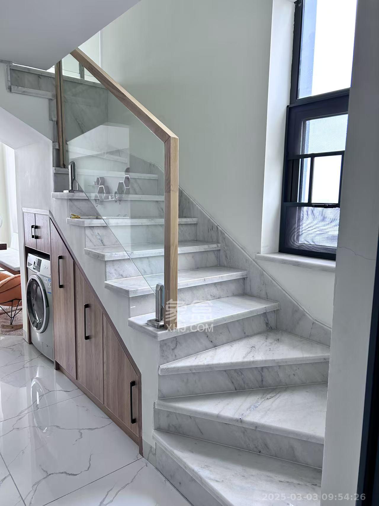 弘坤云寓 1室1厅1卫 2800.0元/月 弘坤云寓 1室1厅1卫 2800.0元/月室内图