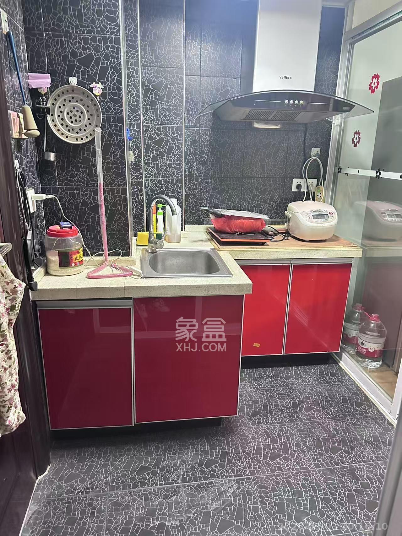 七彩丽都  1室1厅1卫    2000.0元/月 七彩丽都  1室1厅1卫    2000.0元/月室内图