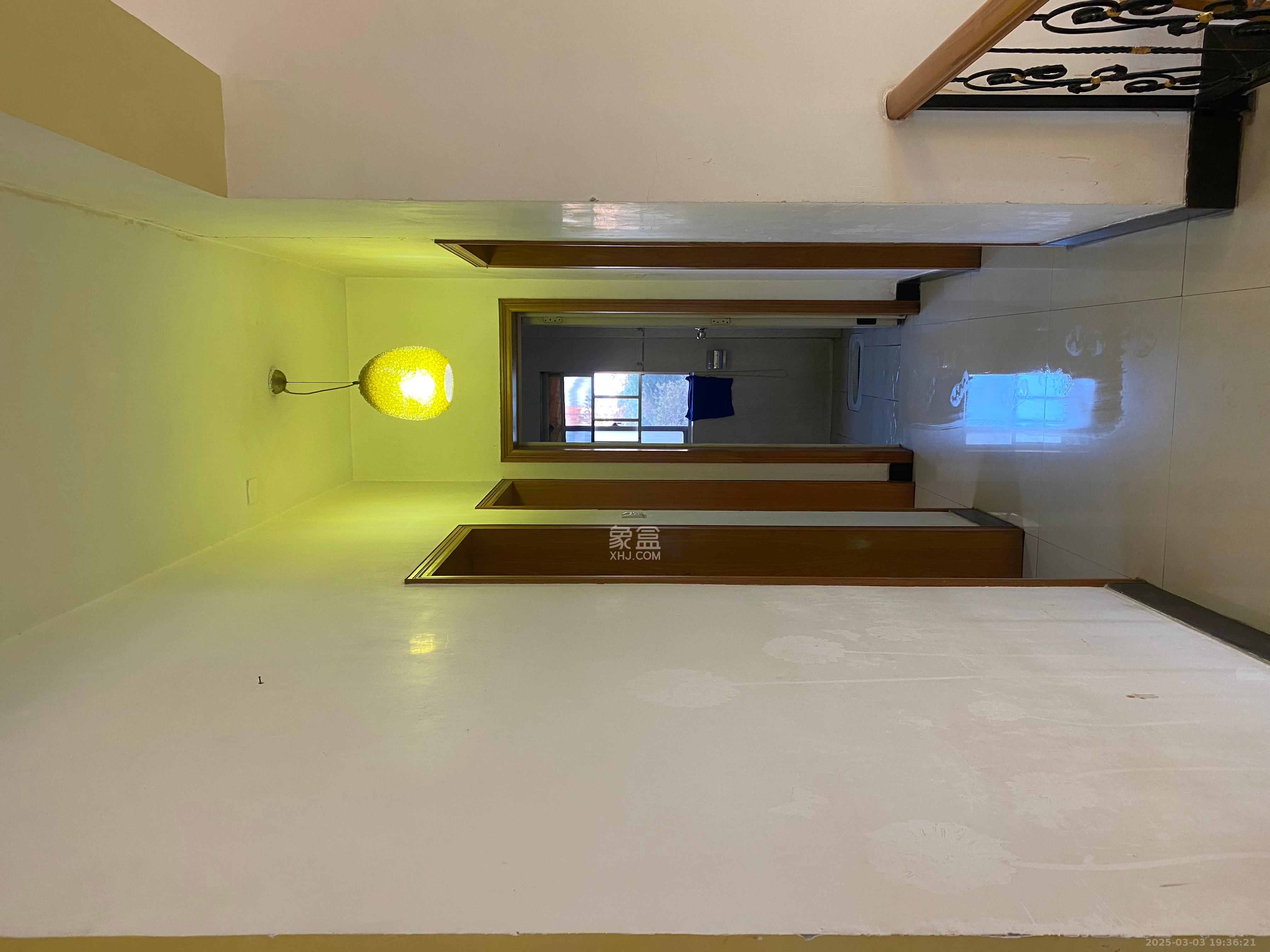 中建桂苑  3室2厅2卫   2000.00元/月室内图