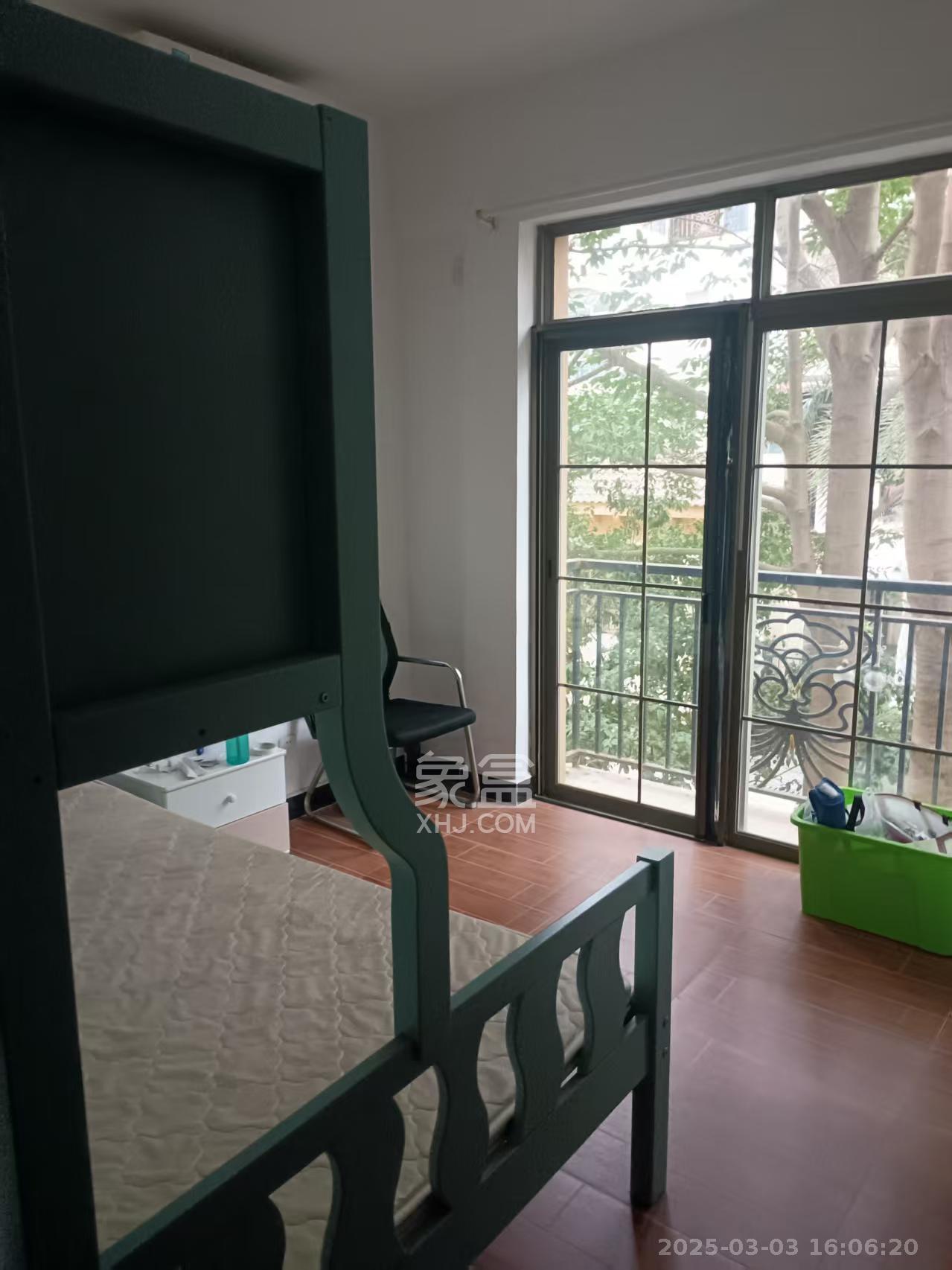 卓越蔚蓝海岸一期 3室2厅2卫 2800.0元/月 卓越蔚蓝海岸一期 3室2厅2卫 2800.0元/月室内图