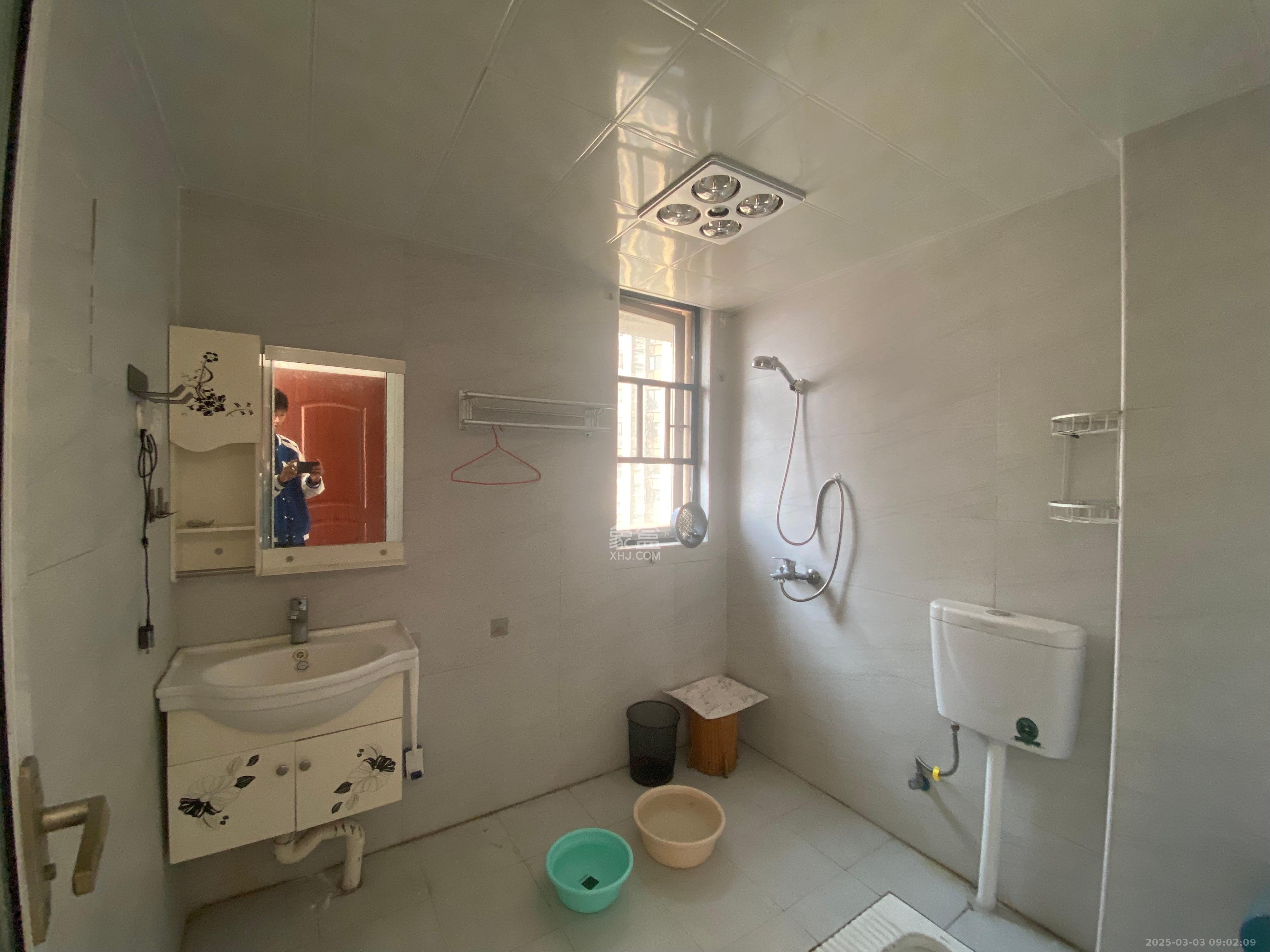 保利城(中航城国际社区、郡原美村) 3室2厅2卫 2000.0元/月 保利城(中航城国际社区、郡原美村) 3室2厅2卫 2000.0元/月室内图