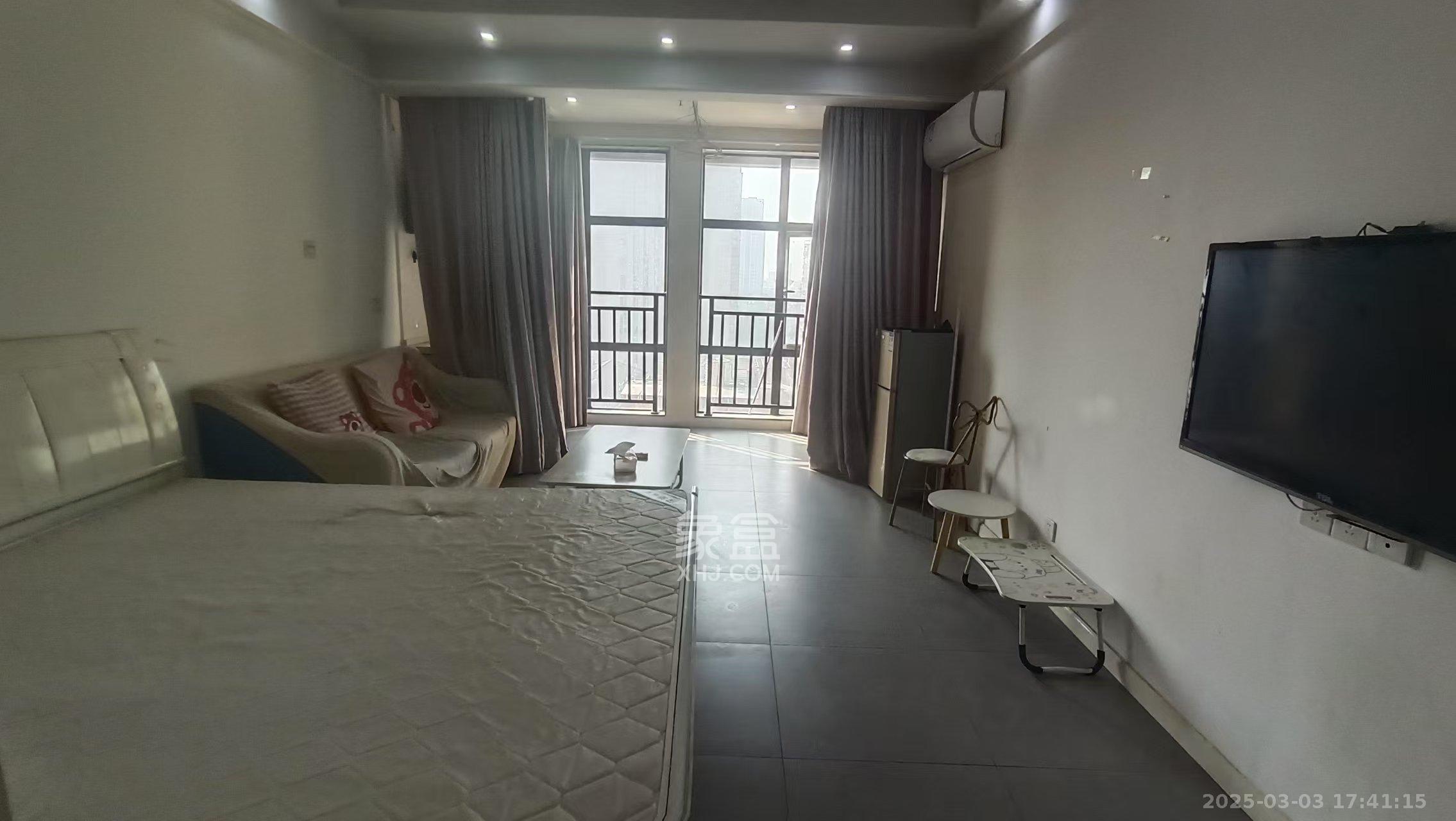 云集国际 1室1厅1卫 1400.0元/月 云集国际 1室1厅1卫 1400.0元/月室内图