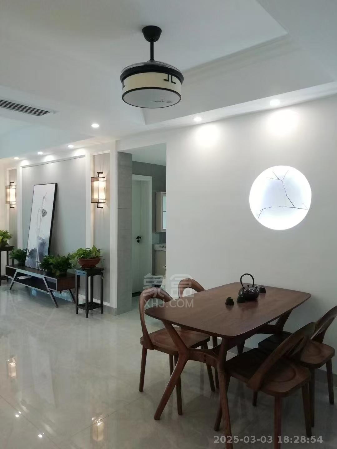 金轮翡翠名园 2室2厅1卫 2100.0元/月 金轮翡翠名园 2室2厅1卫 2100.0元/月室内图