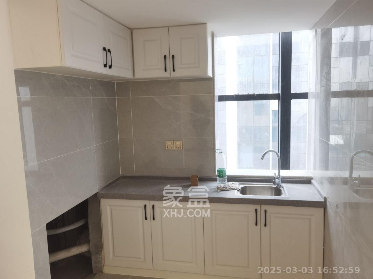 裕天国际商汇中心 2室1厅1卫 3500.0元/月 裕天国际商汇中心 2室1厅1卫 3500.0元/月室内图