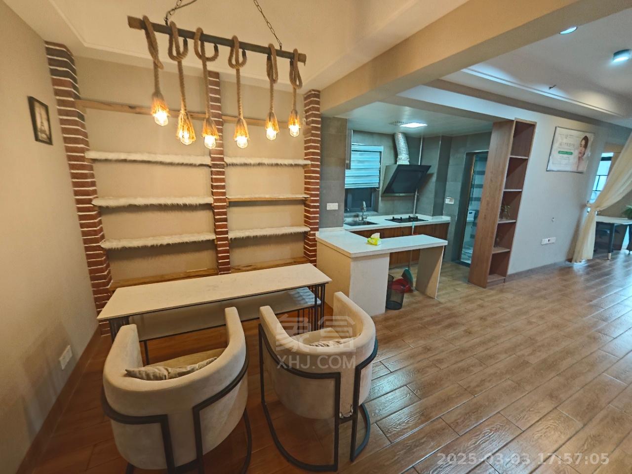 庐山春天 1室1厅1卫 1600.0元/月 庐山春天 1室1厅1卫 1600.0元/月室内图