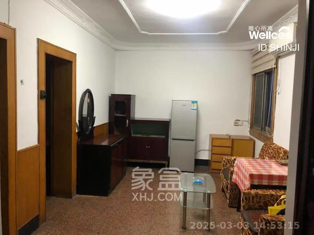 砂子塘长沙电机厂宿舍  2室2厅1卫    1400.0元/月 砂子塘长沙电机厂宿舍  2室2厅1卫    1400.0元/月室内图