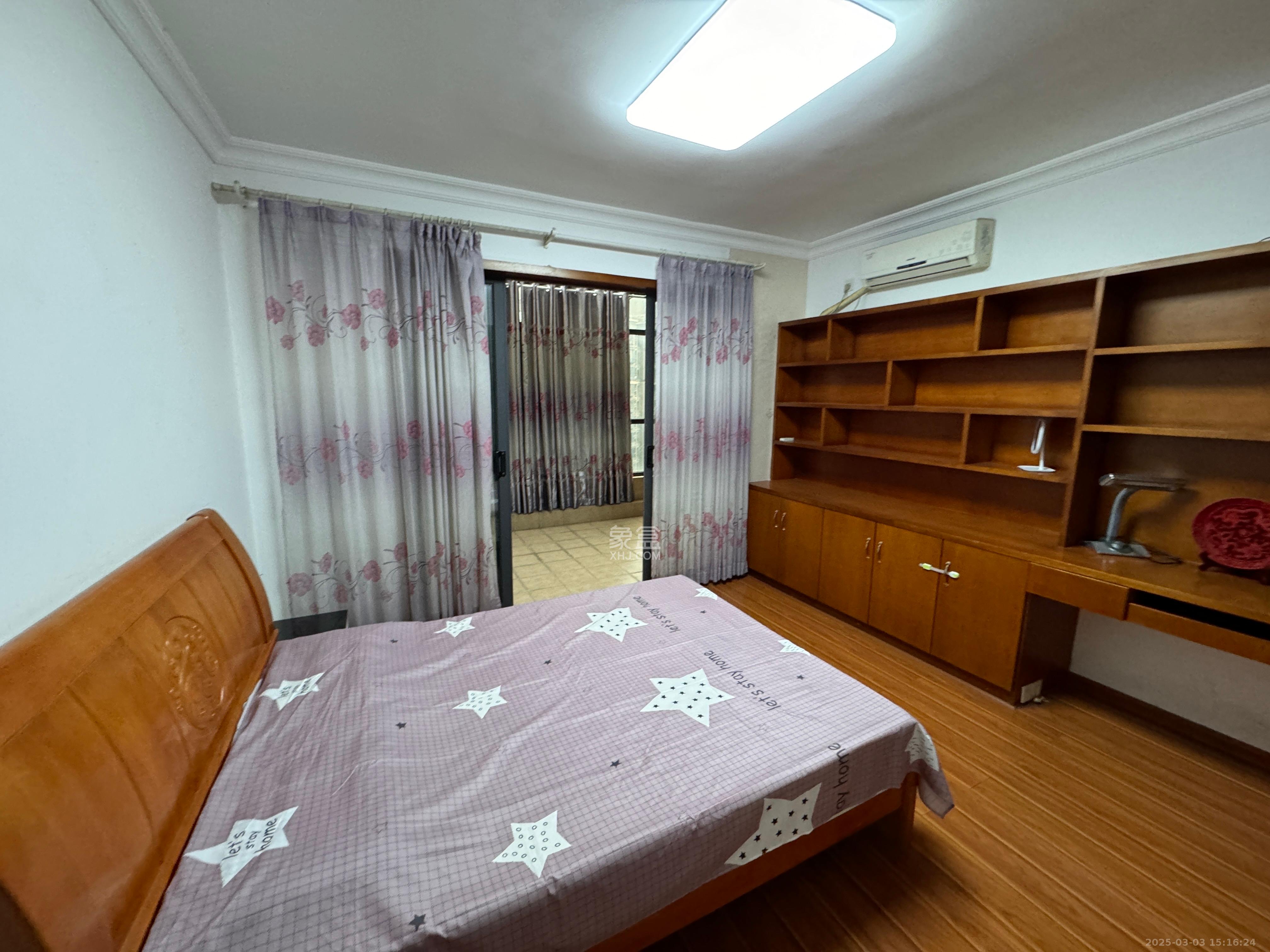 双湾国际(湘江御景花园) 3室2厅2卫 3000.0元/月 双湾国际(湘江御景花园) 3室2厅2卫 3000.0元/月室内图