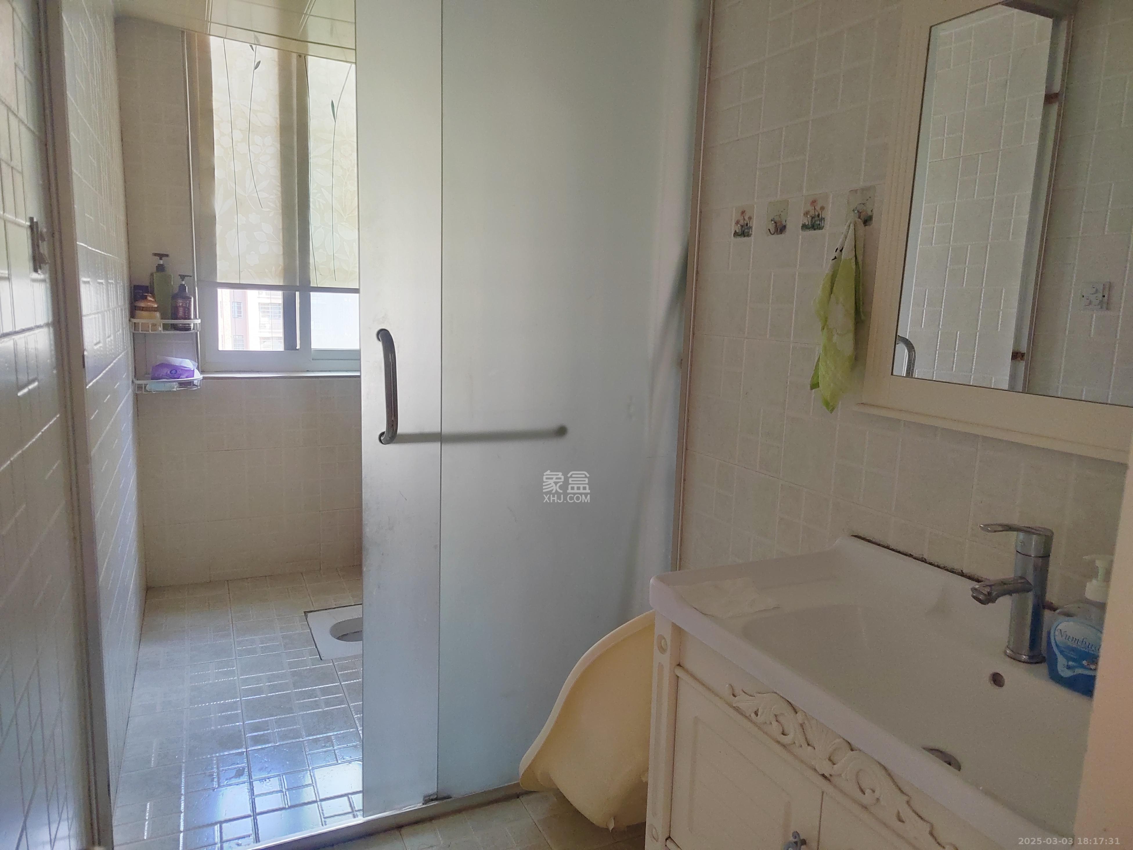 三景国际 3室2厅2卫 2000.0元/月 三景国际 3室2厅2卫 2000.0元/月室内图