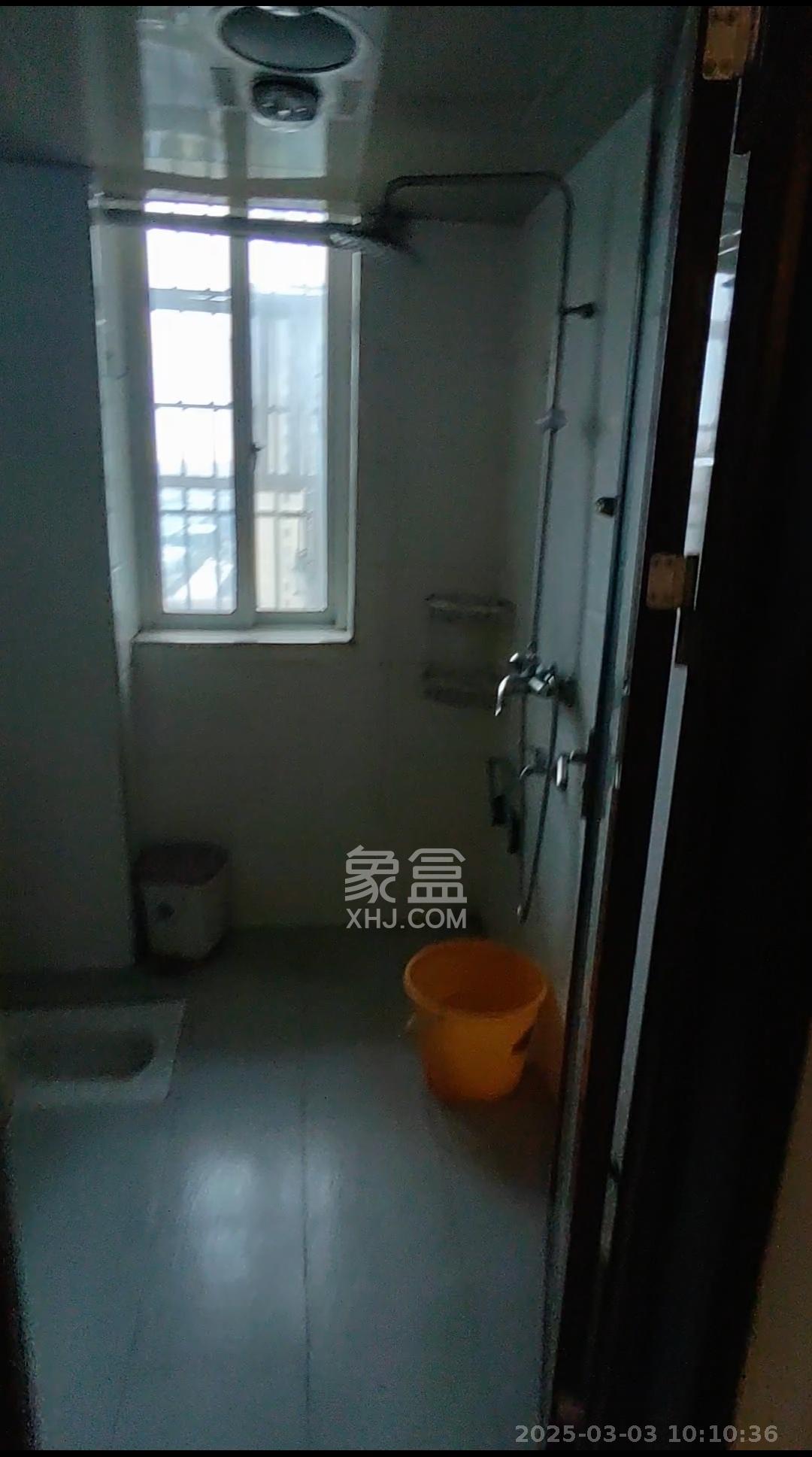 圣力华苑 3室2厅2卫 1800.0元/月 圣力华苑 3室2厅2卫 1800.0元/月室内图