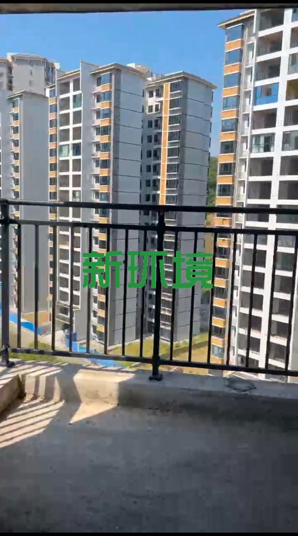 山城上品 3室2厅2卫 72.0万 山城上品 3室2厅2卫 72.0万客厅