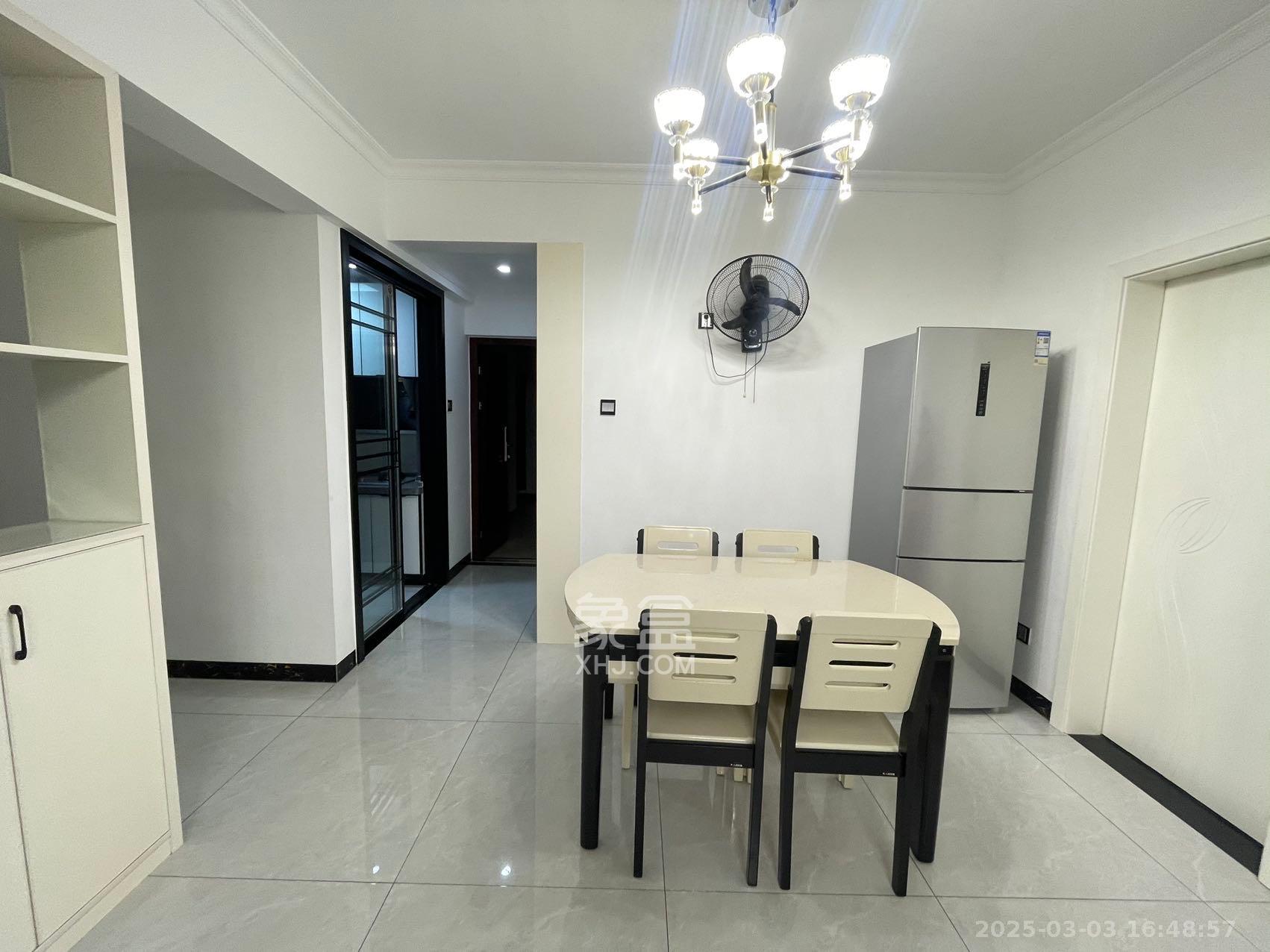 嘉雨兴园 2室1厅1卫 2900.0元/月 嘉雨兴园 2室1厅1卫 2900.0元/月室内图