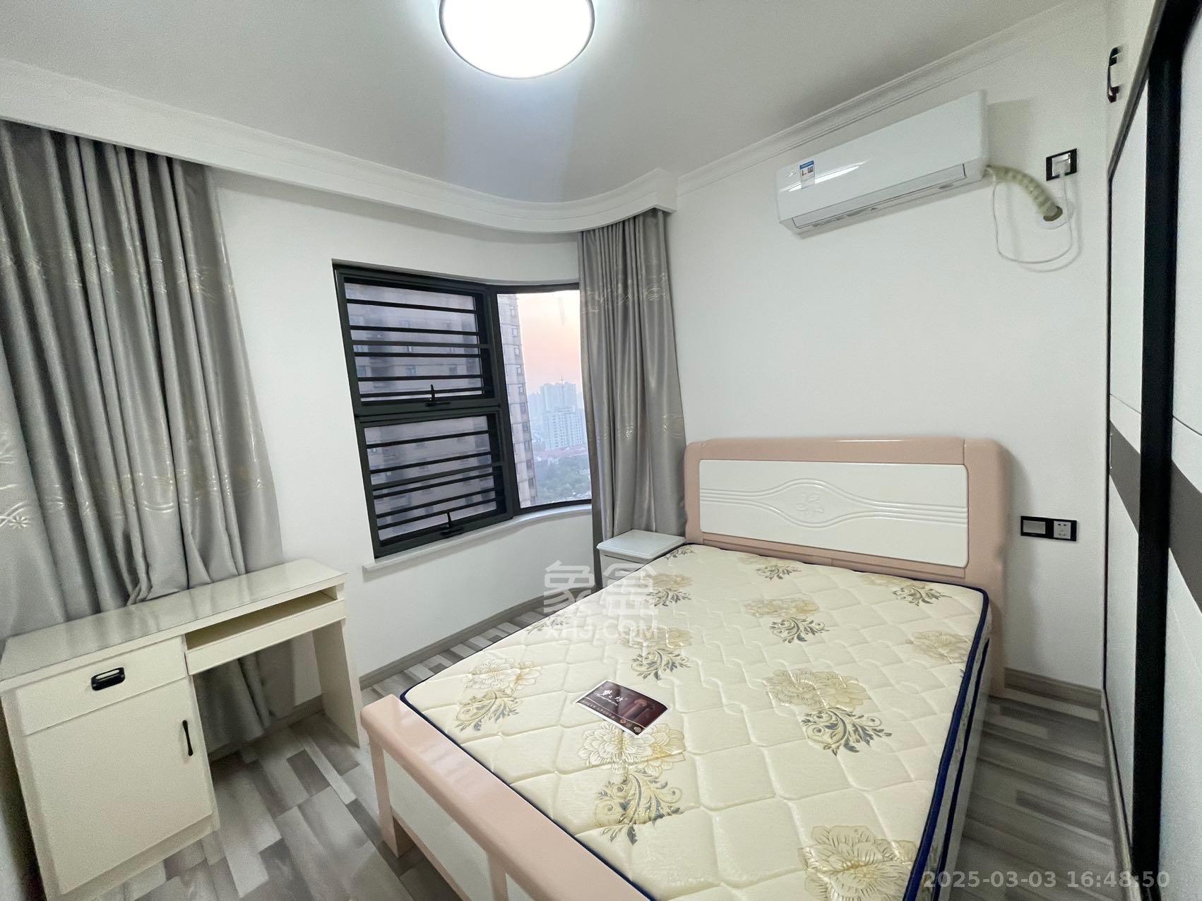 嘉雨兴园  2室1厅1卫    2900.0元/月室内图