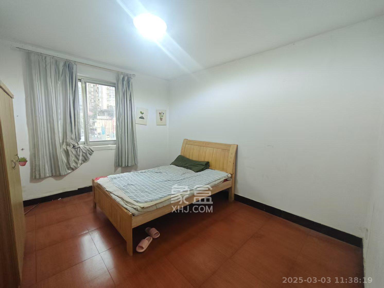 天龙花园 3室1厅1卫 1800.0元/月 天龙花园 3室1厅1卫 1800.0元/月室内图