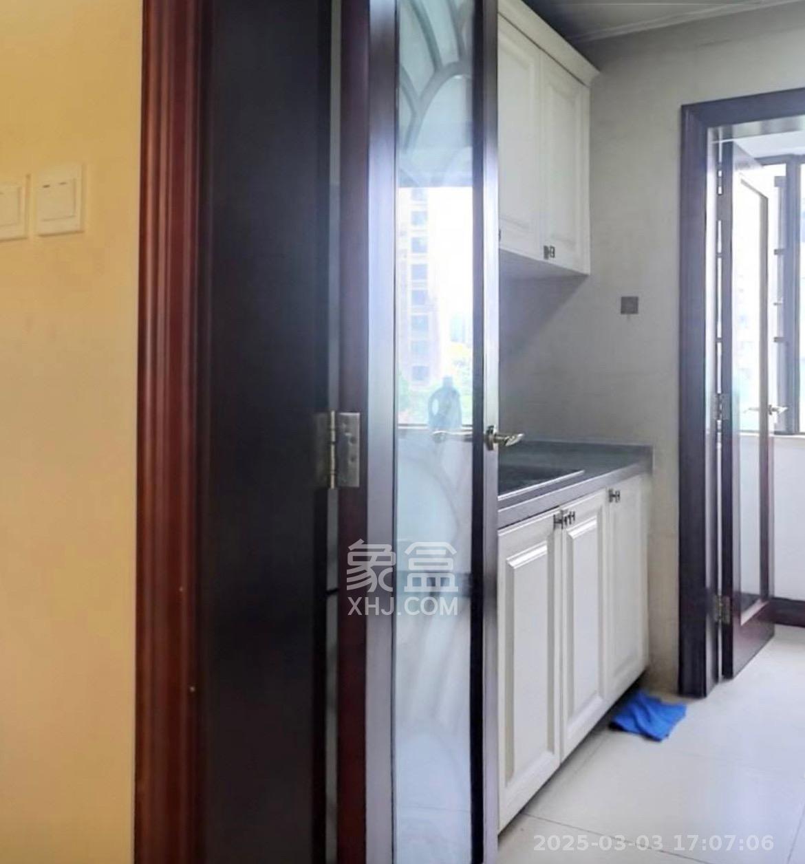 茂华禧都会  3室2厅2卫    4000.0元/月 茂华禧都会  3室2厅2卫    4000.0元/月室内图