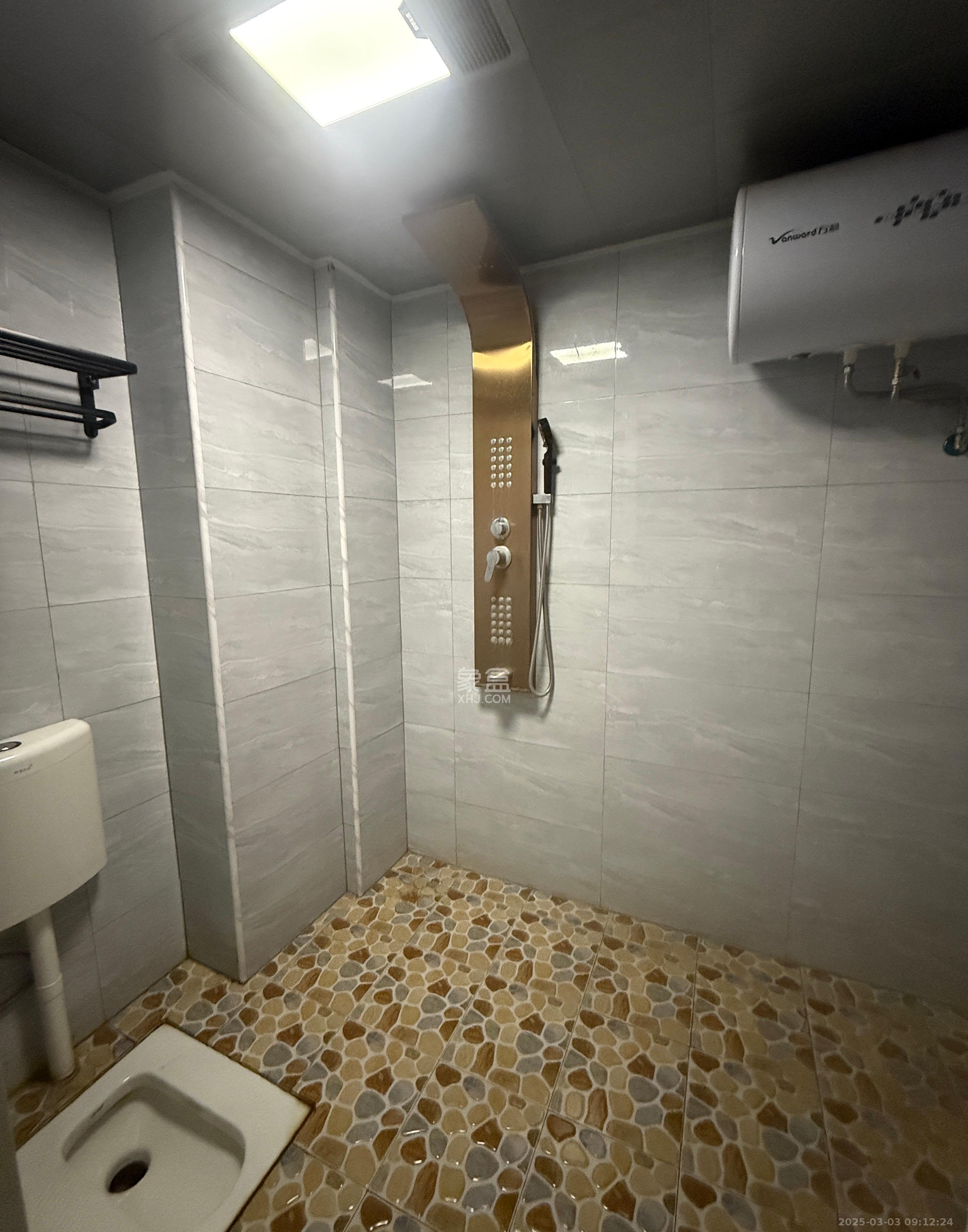 明大佳园 1室1厅1卫 1700.0元/月 明大佳园 1室1厅1卫 1700.0元/月室内图