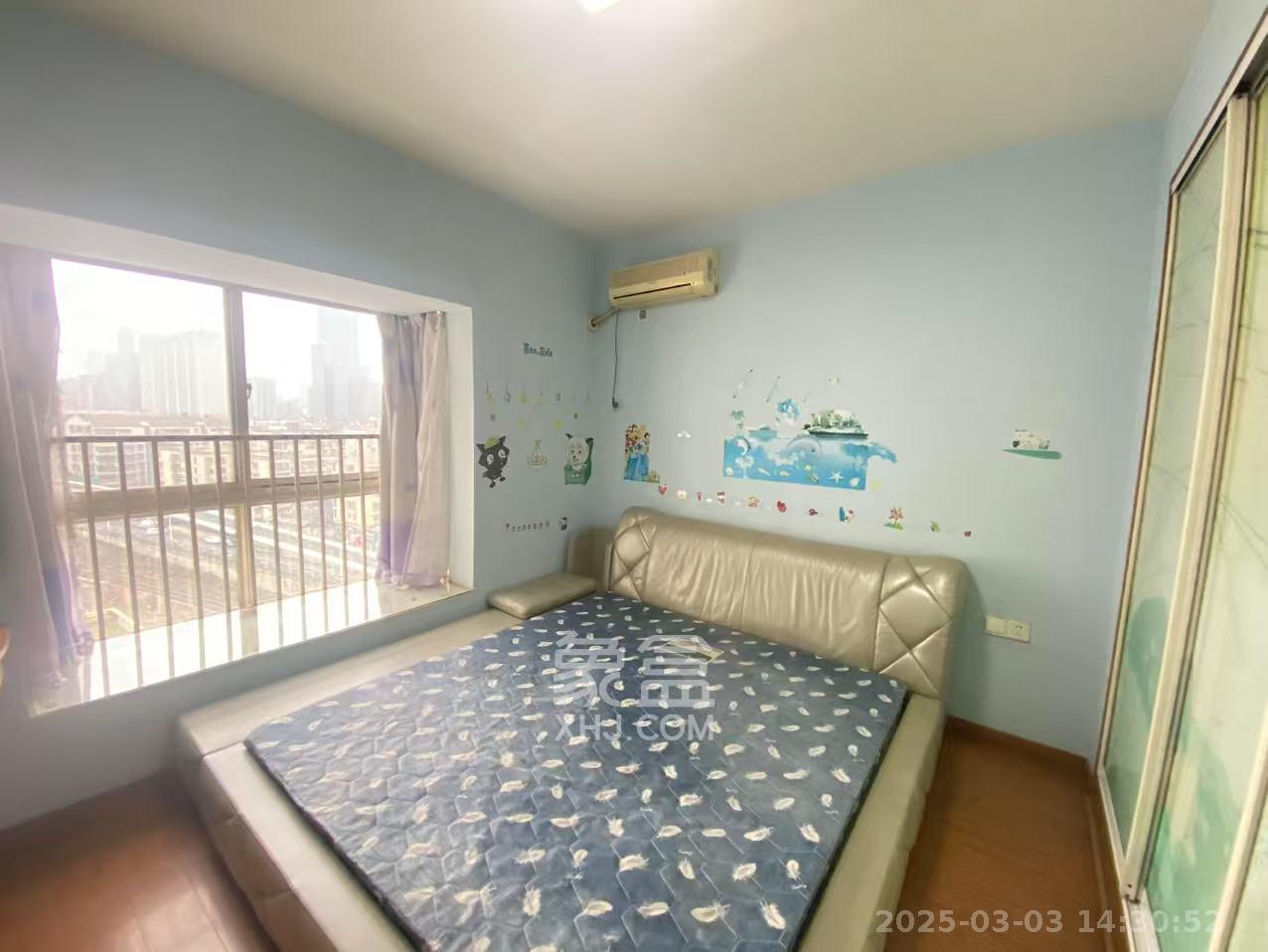 佳阳悦景馨都  3室2厅2卫   2500.00元/月室内图