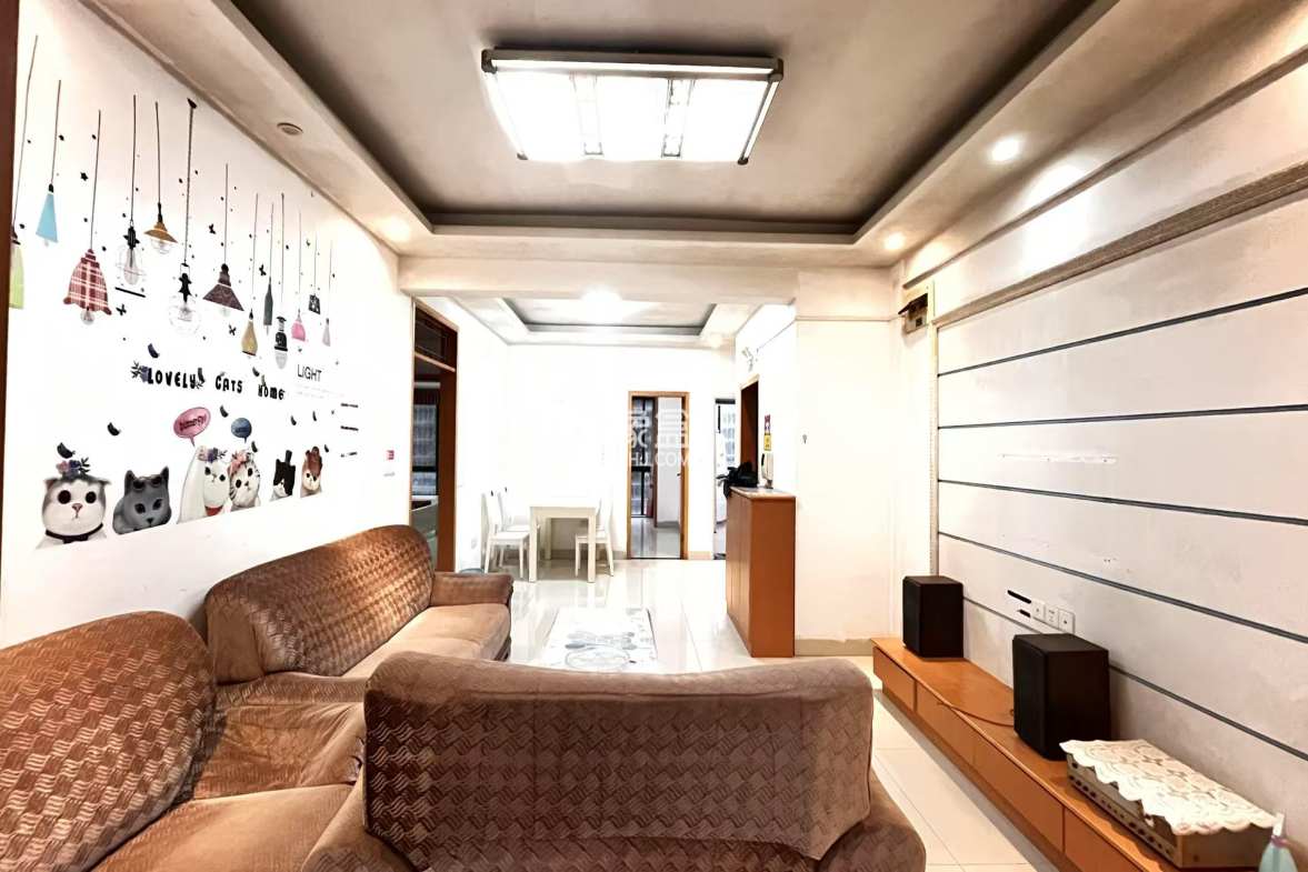 桃花里 3室2厅1卫 1500.0元/月 桃花里 3室2厅1卫 1500.0元/月室内图