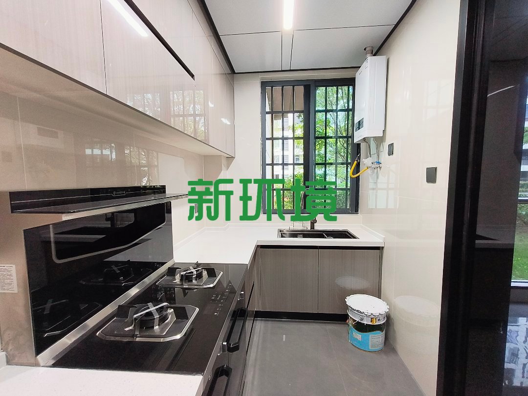 滨江名城  3室2厅2卫   79.80万客厅