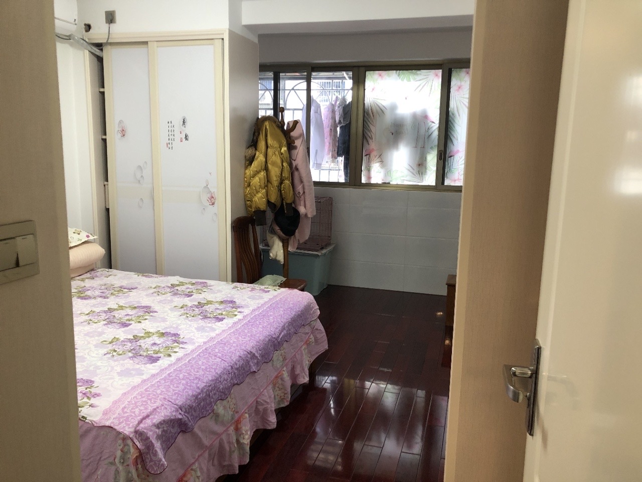 金山小区 2室2厅1卫 74.0万 金山小区 2室2厅1卫 74.0万卧室