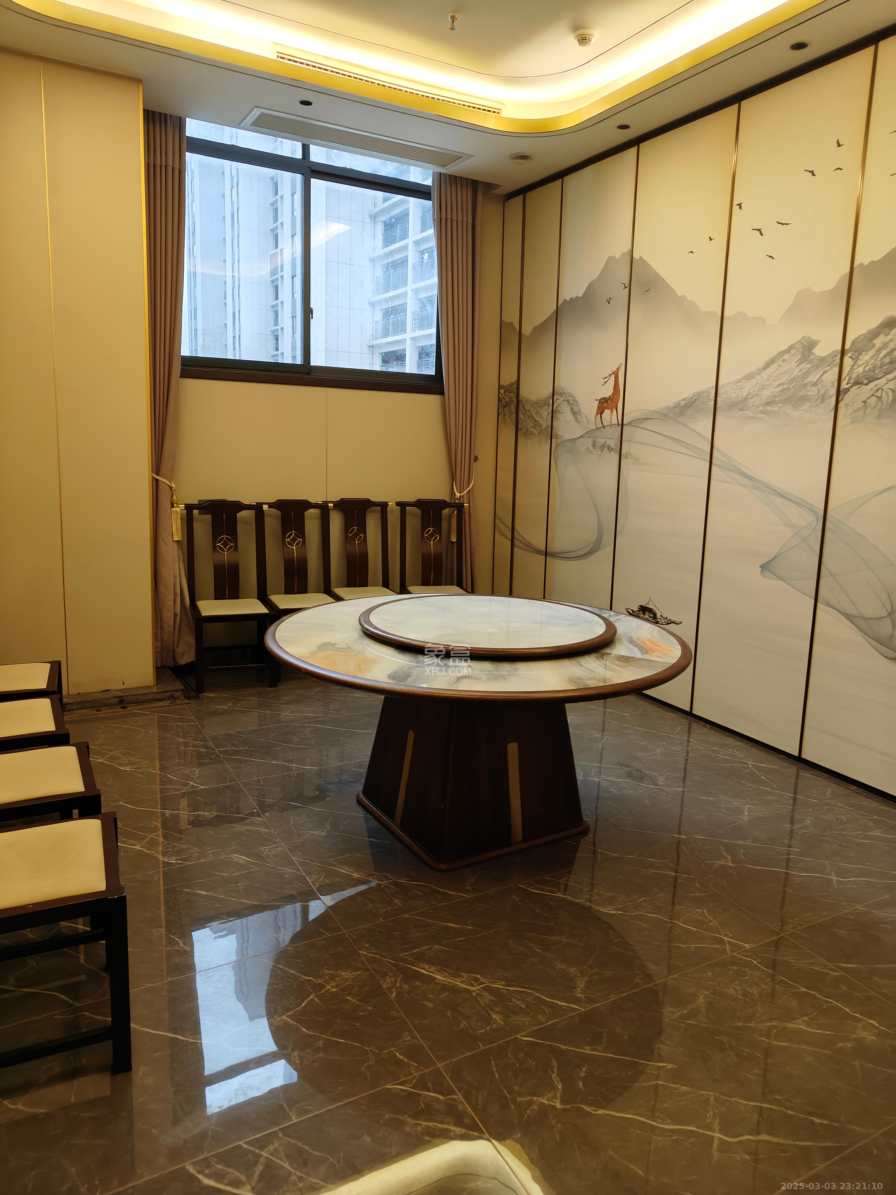 金辉优步星樾   105.65㎡      18000.0元/月室内图