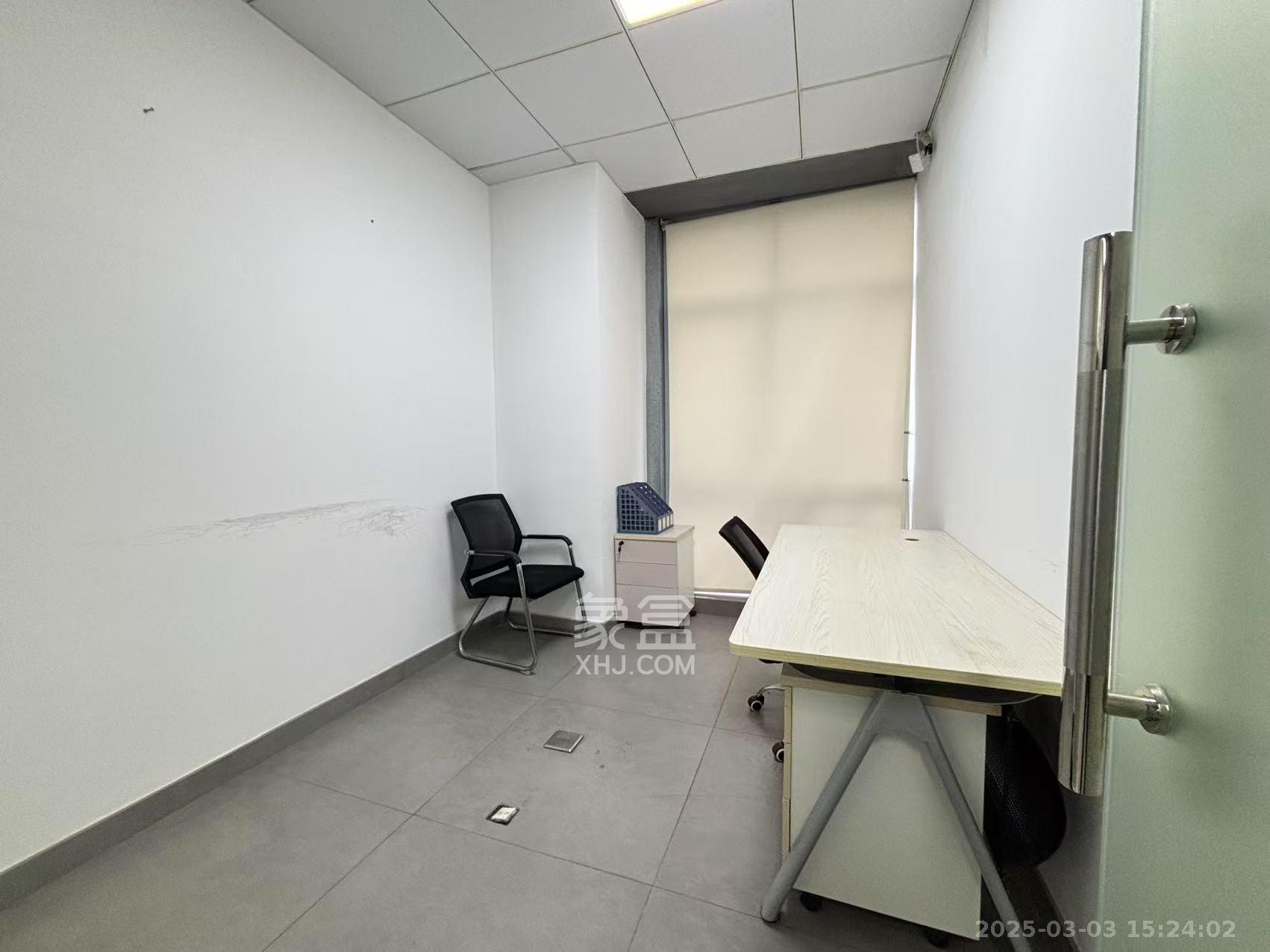 奥克斯缔壹城 1室1厅1卫 1600.0元/月 奥克斯缔壹城 1室1厅1卫 1600.0元/月室内图