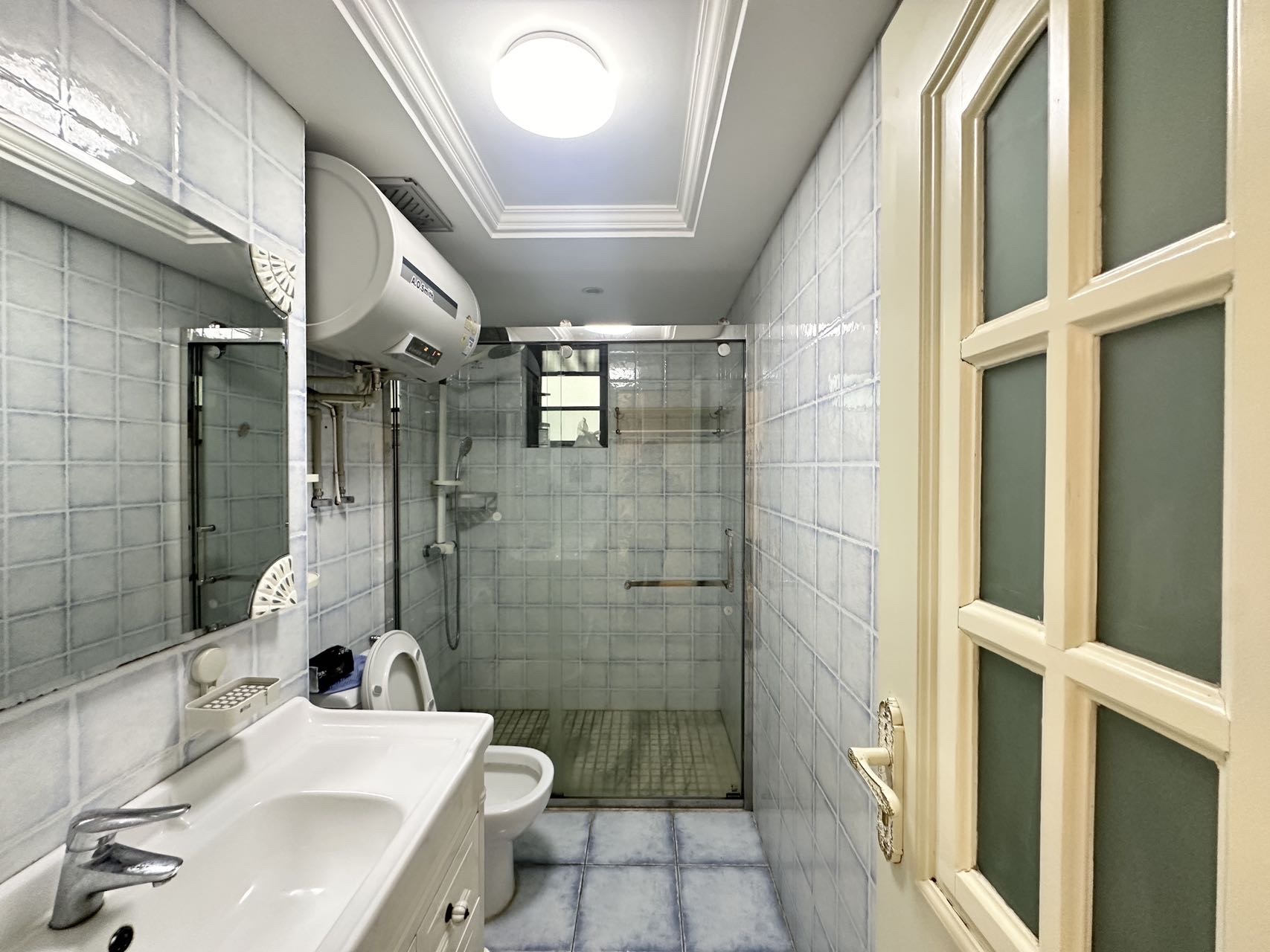 国兴城(B区) 3室2厅2卫 251.0万 国兴城(B区) 3室2厅2卫 251.0万客厅