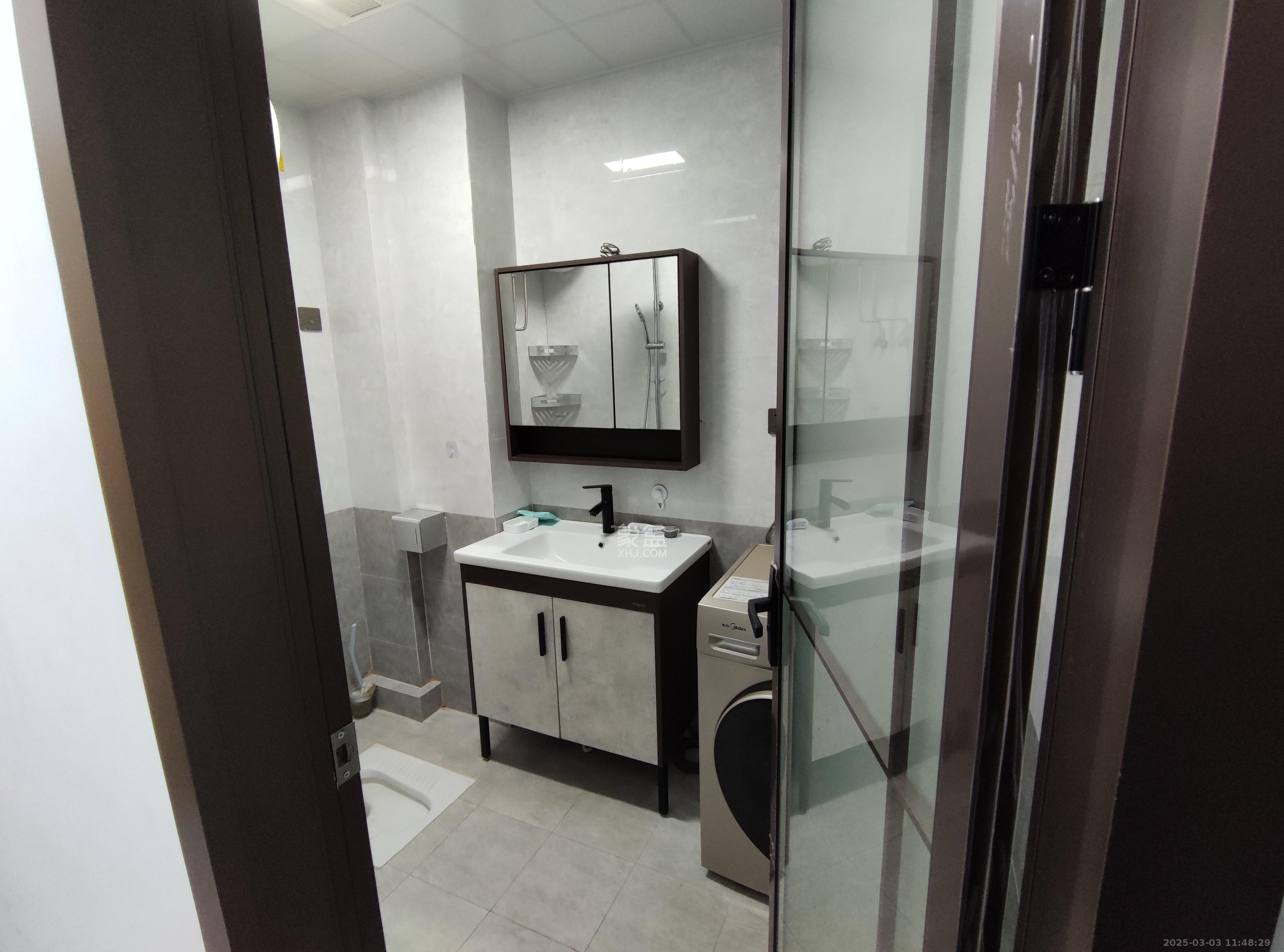 明昇壹城(明昇时代广场)三期 1室1厅1卫 1700.0元/月 明昇壹城(明昇时代广场)三期 1室1厅1卫 1700.0元/月室内图