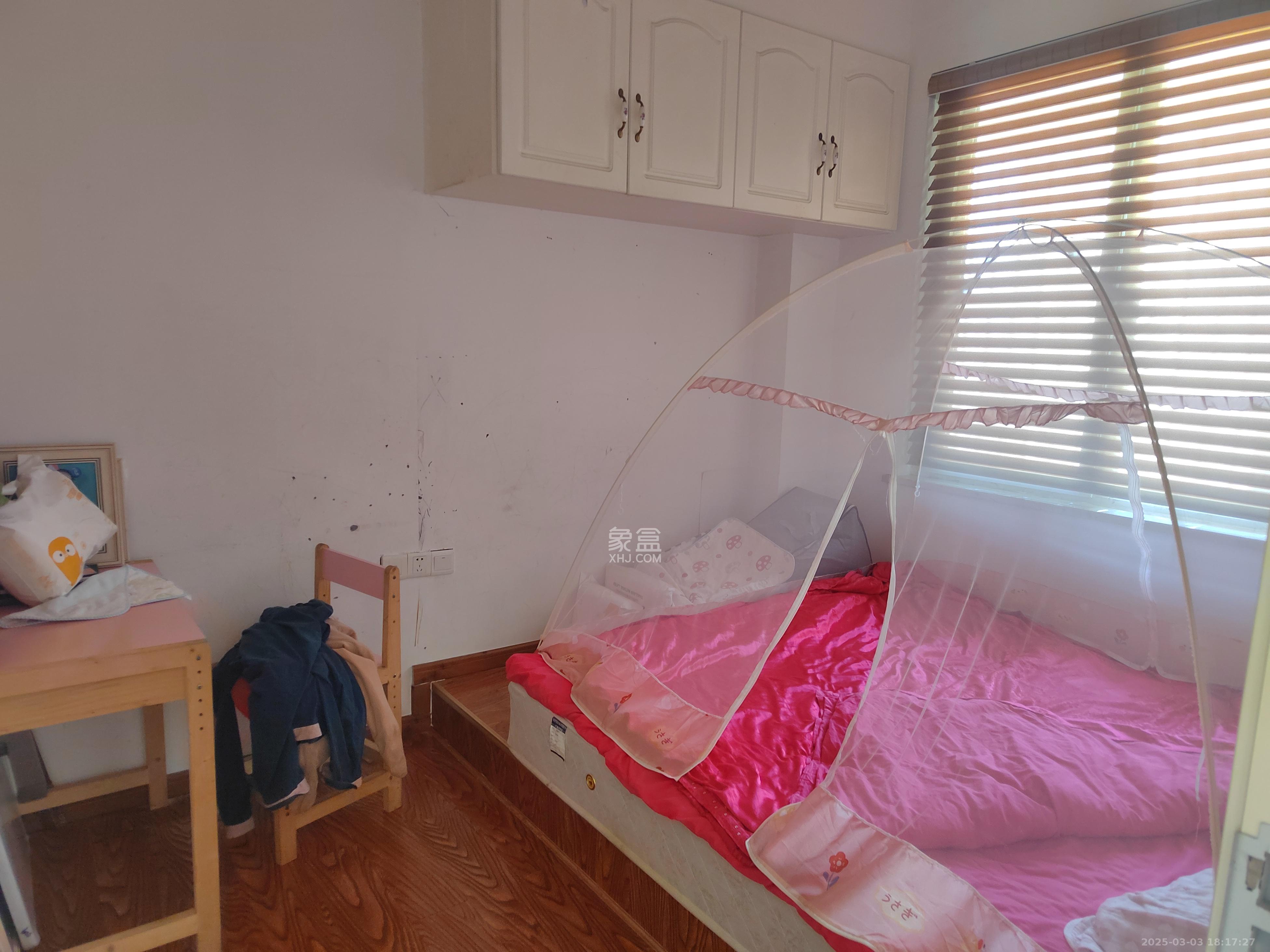 三景国际 3室2厅2卫 2000.0元/月 三景国际 3室2厅2卫 2000.0元/月室内图