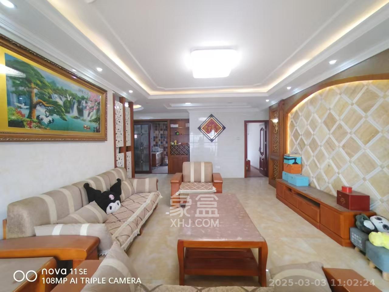 百合湖滨花园 3室2厅2卫 2000.0元/月 百合湖滨花园 3室2厅2卫 2000.0元/月室内图