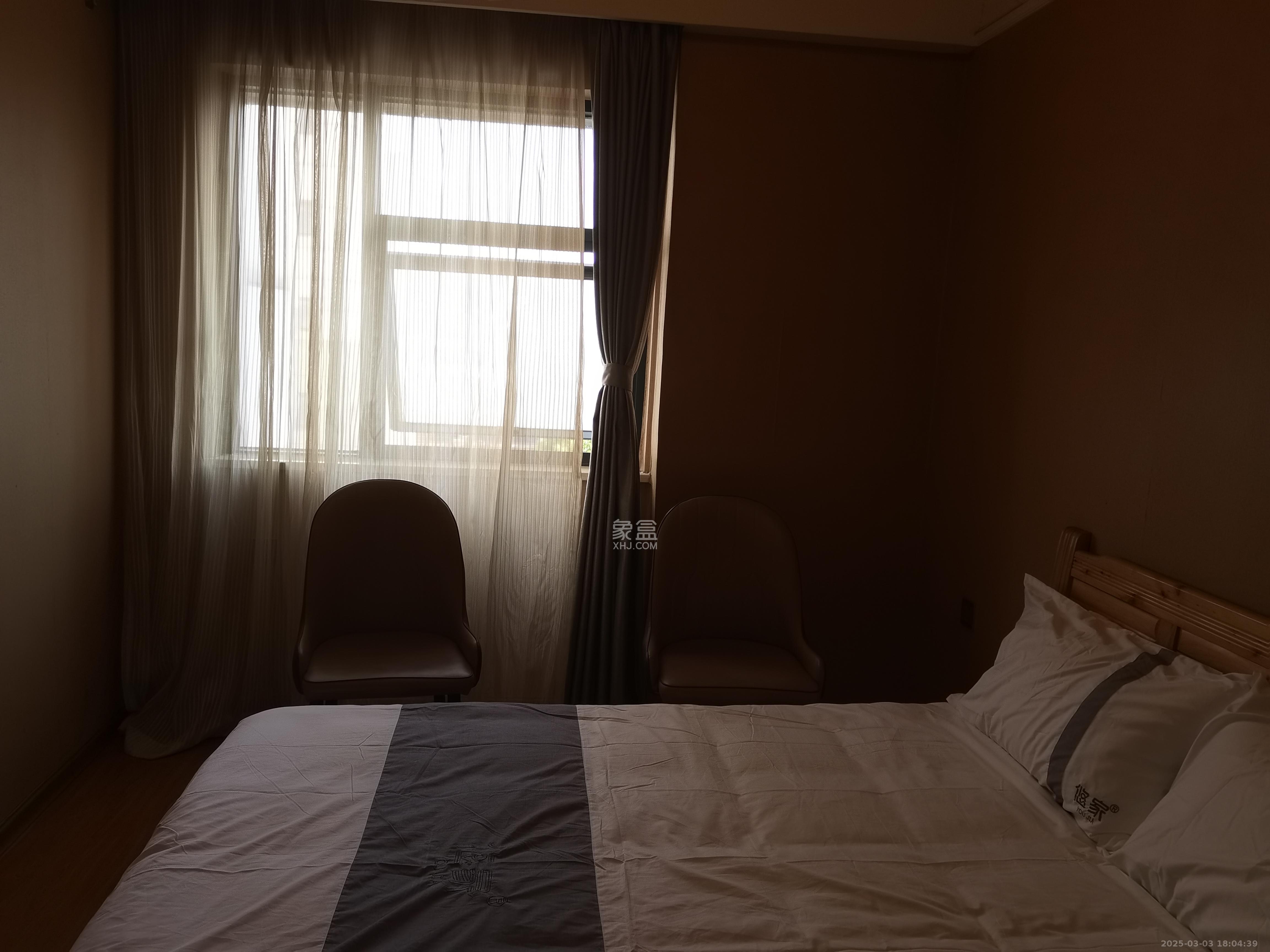 东塘瑞府  2室1厅1卫    2800.0元/月 东塘瑞府  2室1厅1卫    2800.0元/月室内图