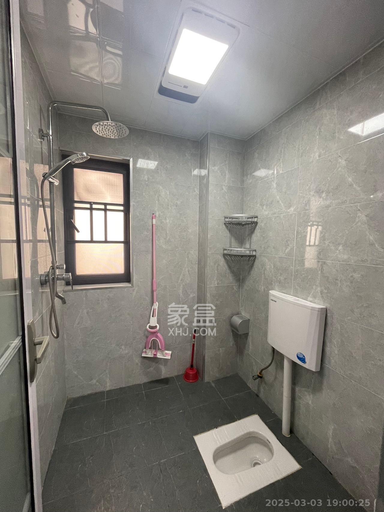 合能洋湖公馆 3室2厅2卫 2800.0元/月 合能洋湖公馆 3室2厅2卫 2800.0元/月室内图