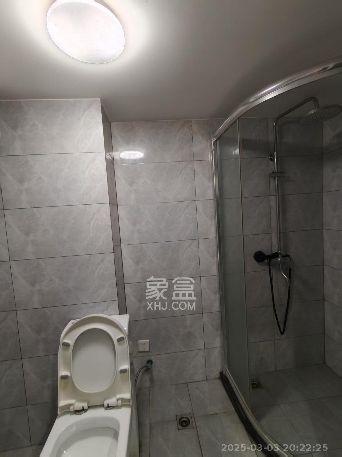 芙蓉万国城MOMA(卓越汇富苑) 1室1厅1卫 1600.0元/月 芙蓉万国城MOMA(卓越汇富苑) 1室1厅1卫 1600.0元/月室内图