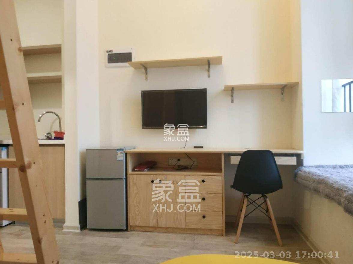 兰亭湾畔 1室1厅1卫 800.0元/月 兰亭湾畔 1室1厅1卫 800.0元/月室内图