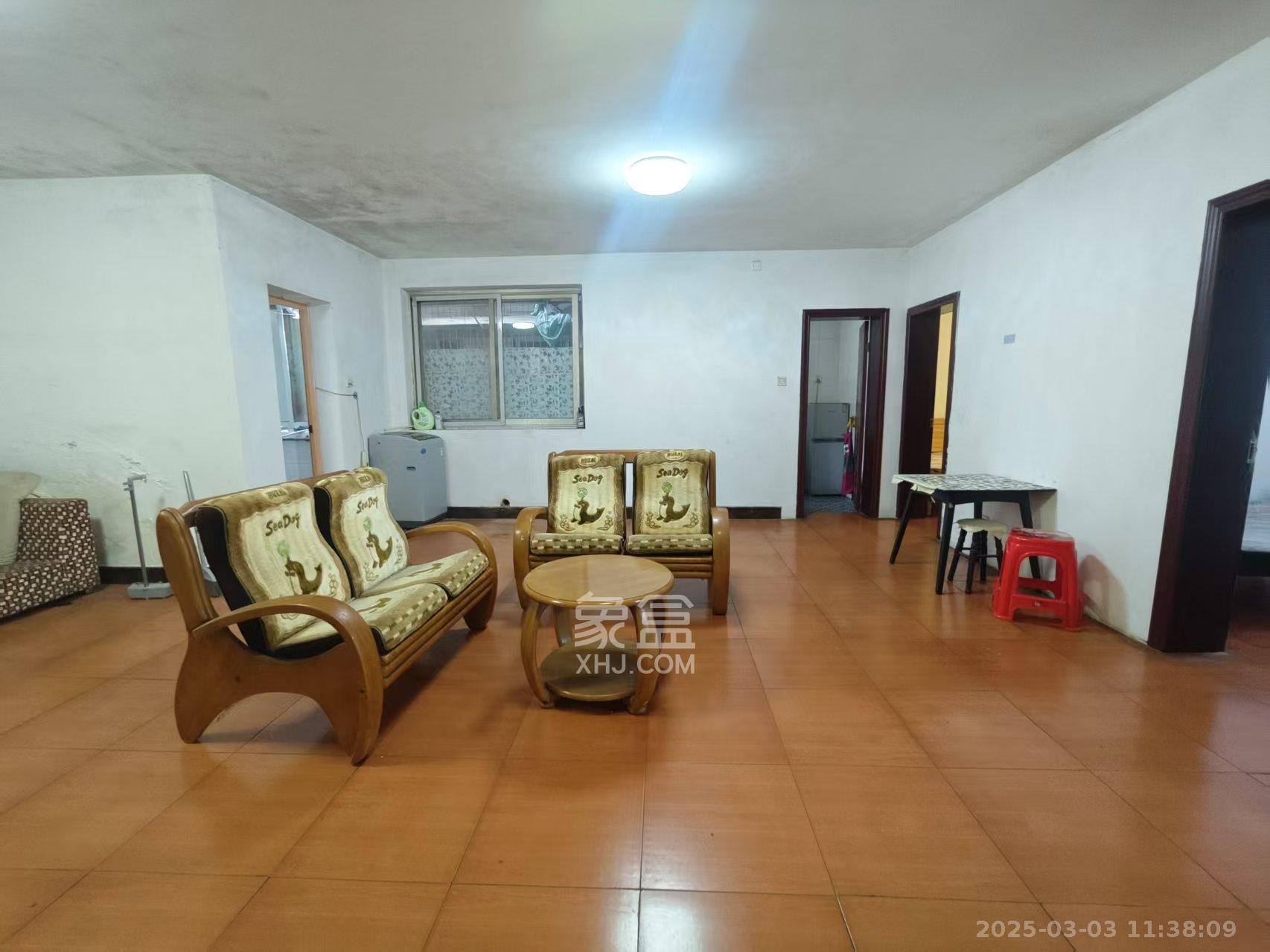 天龙花园 3室1厅1卫 1800.0元/月 天龙花园 3室1厅1卫 1800.0元/月室内图