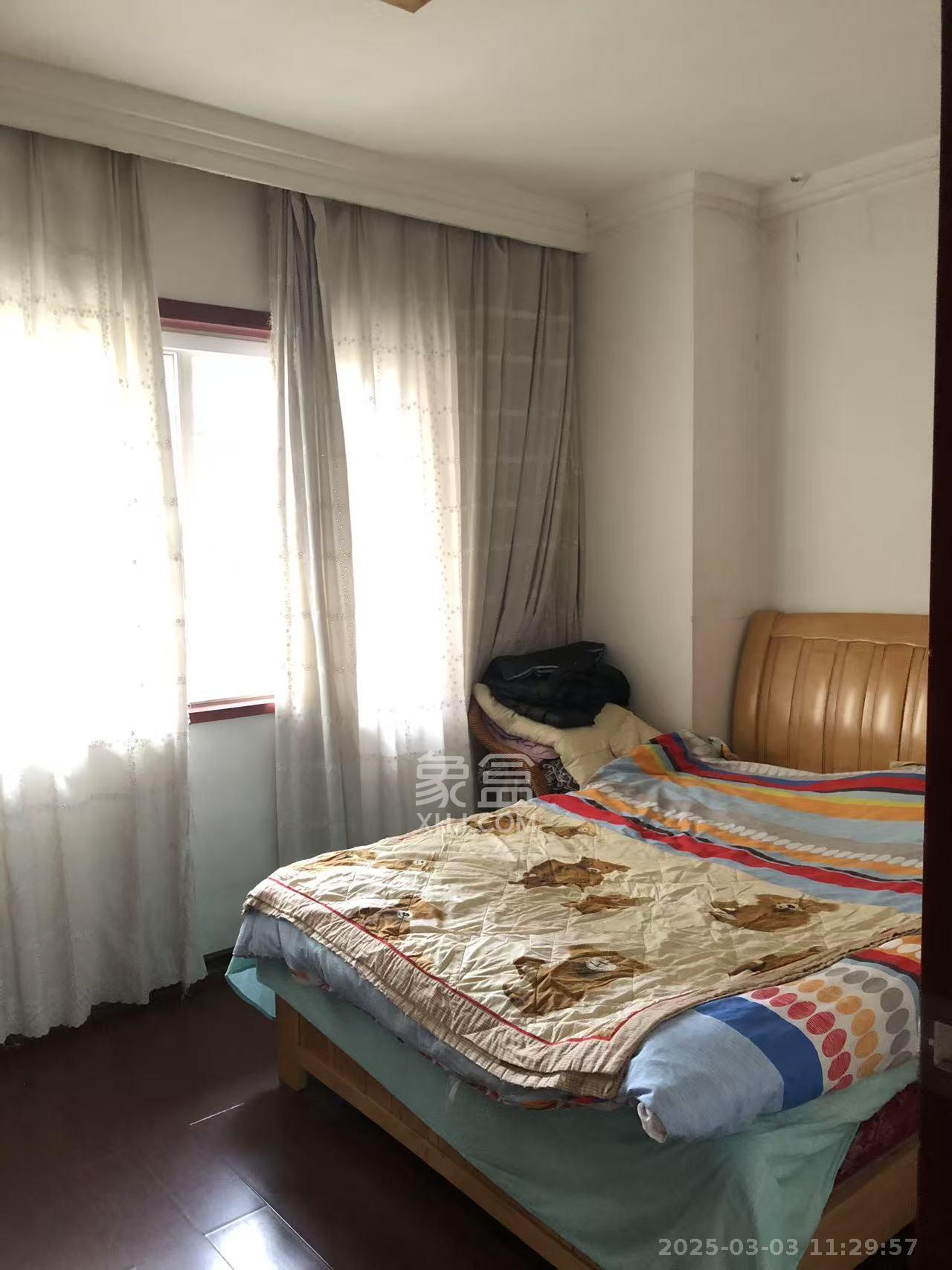 楚天家园 3室2厅1卫 2000.0元/月 楚天家园 3室2厅1卫 2000.0元/月室内图