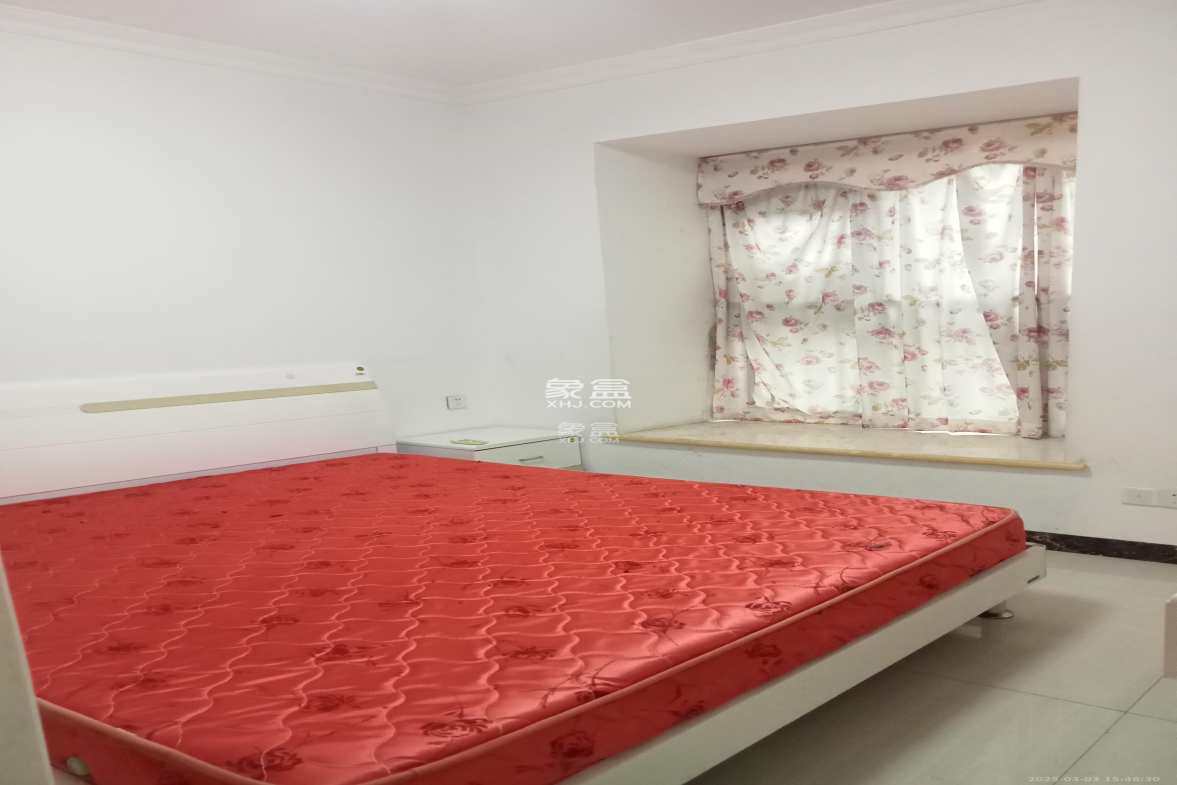 水岸世景  3室2厅1卫    1700.0元/月 水岸世景  3室2厅1卫    1700.0元/月室内图