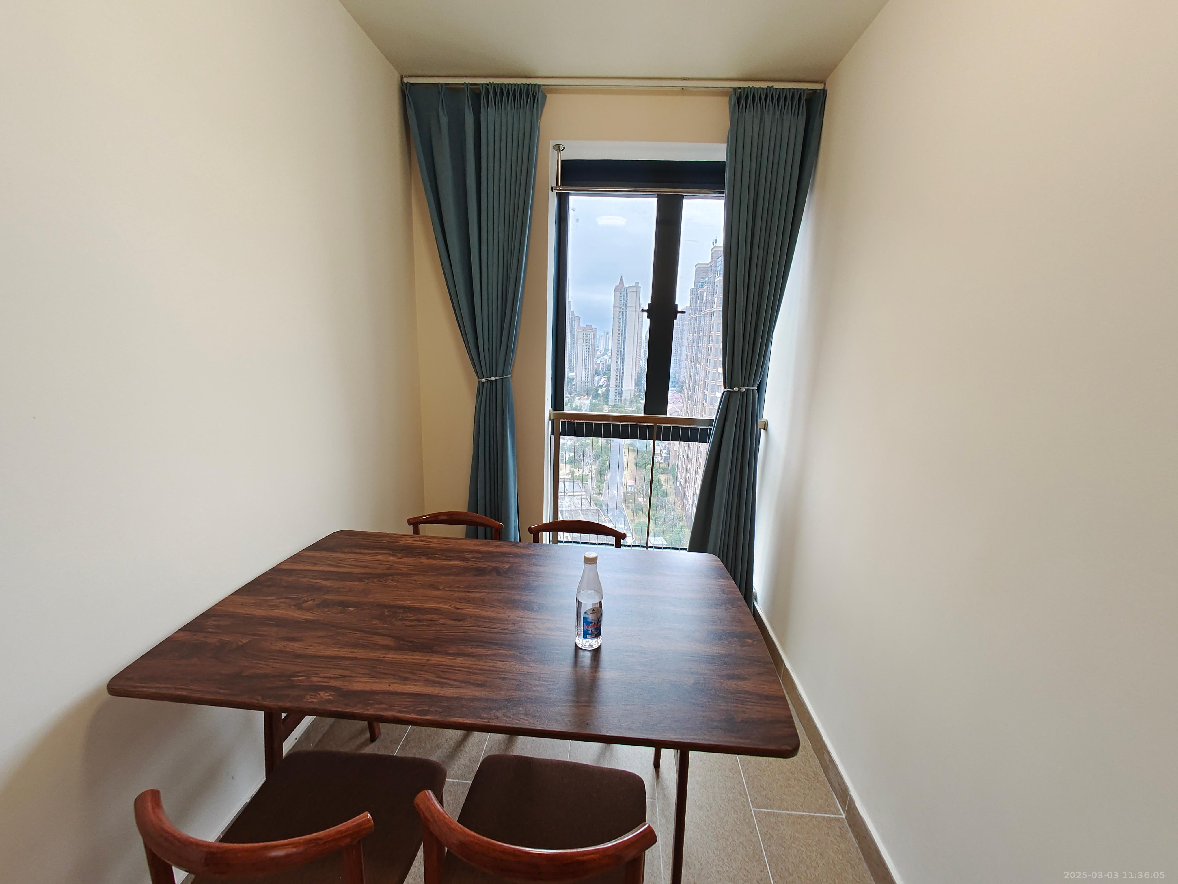 恒大华府 1室0厅0卫 1500.0元/月 恒大华府 1室0厅0卫 1500.0元/月室内图