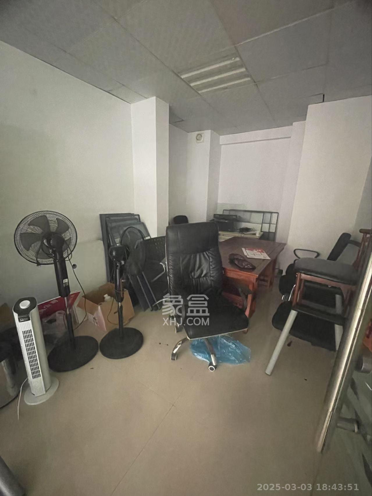 凯通国际城(凯通朝庭) 2室1厅1卫 1800.0元/月 凯通国际城(凯通朝庭) 2室1厅1卫 1800.0元/月室内图