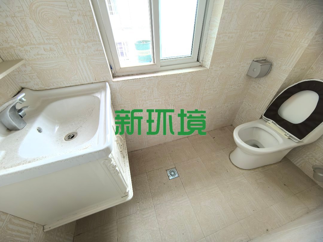 时代港湾  1室0厅0卫   71.80万客厅
