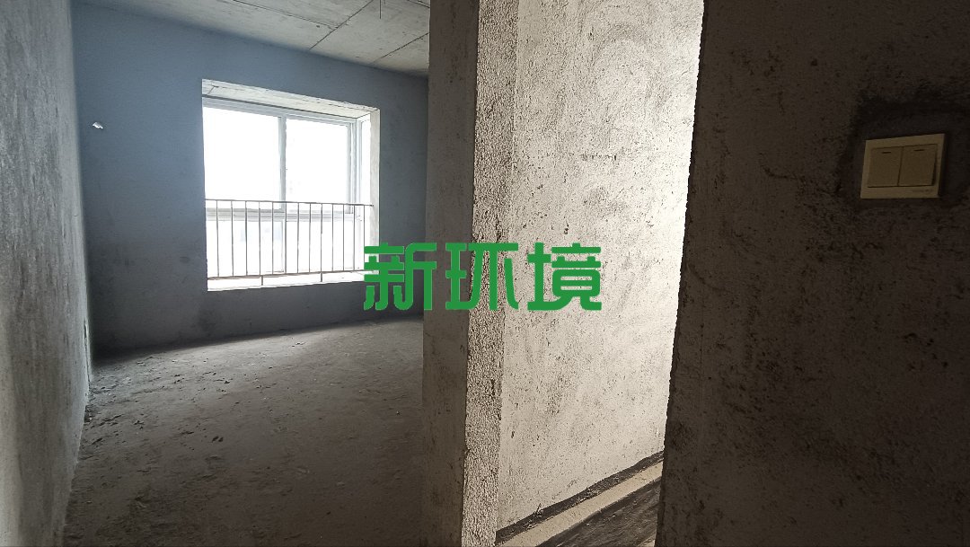 澧岸家园  4室2厅2卫   56.80万客厅