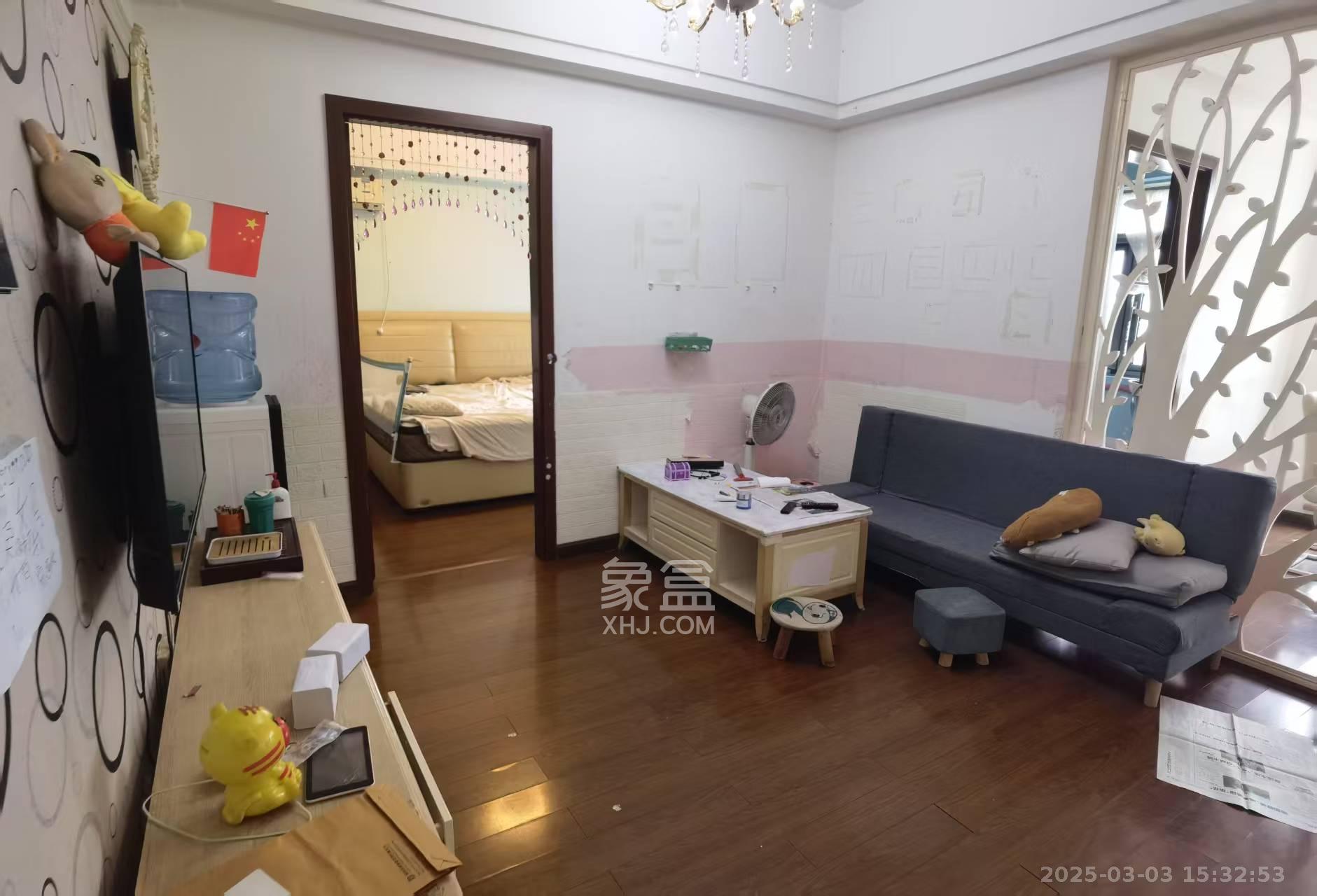 环宇天地、中海地产(中信城市广场二期) 2室1厅1卫 1800.0元/月 环宇天地、中海地产(中信城市广场二期) 2室1厅1卫 1800.0元/月室内图