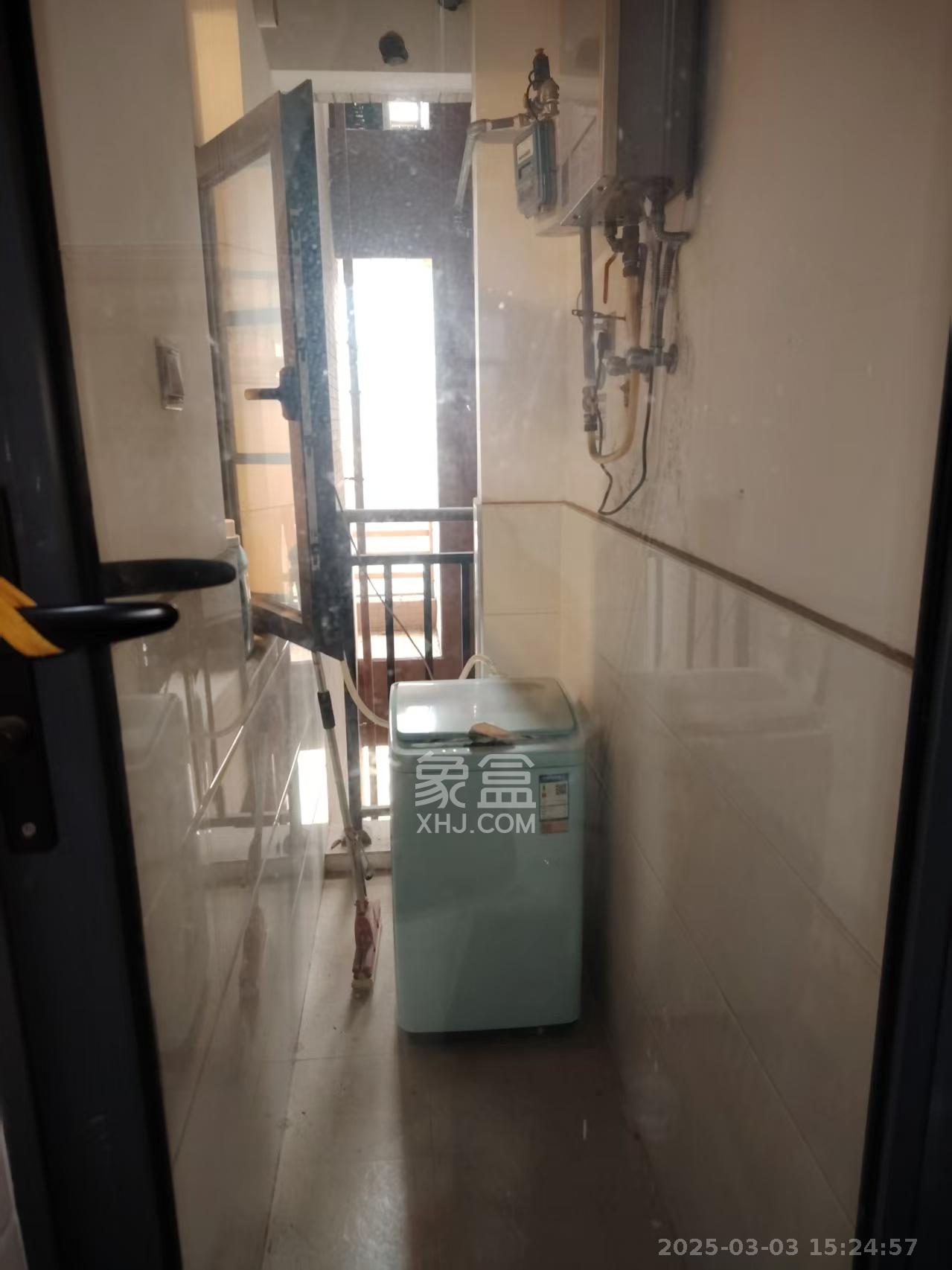 中建芙蓉工社  2室1厅1卫   1650.00元/月室内图